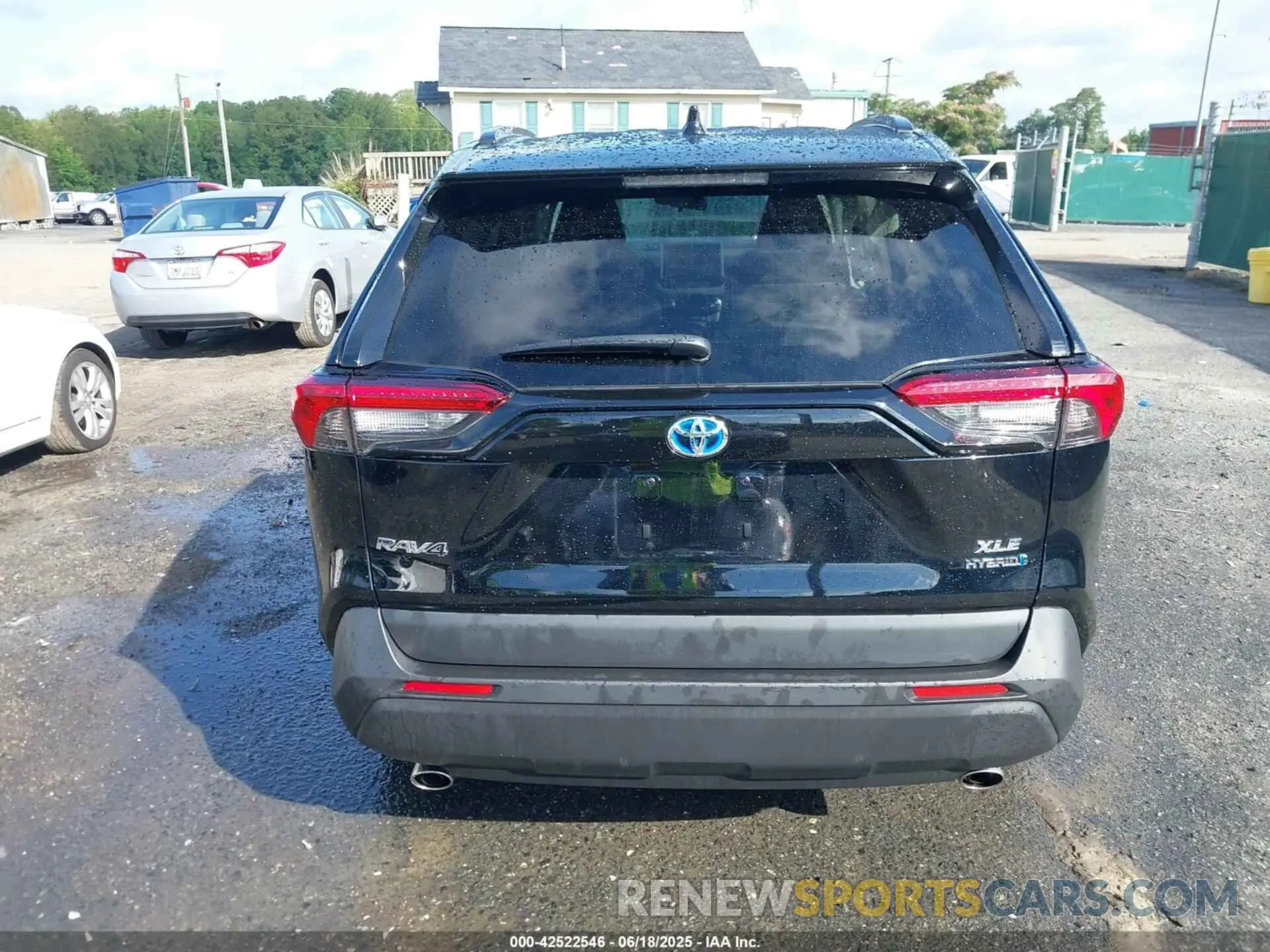 16 Photograph of a damaged car 4T3RWRFV7MU033916 TOYOTA RAV4 HYBRID 2021