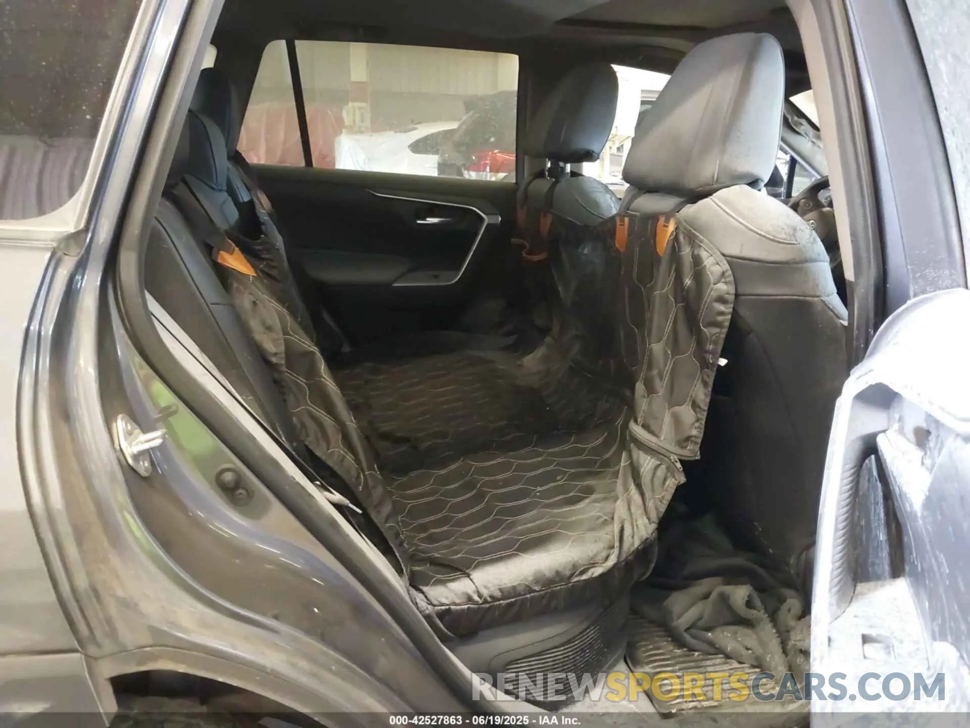 8 Фотография поврежденного автомобиля 4T3RWRFVXMU045249 TOYOTA RAV4 HYBRID 2021