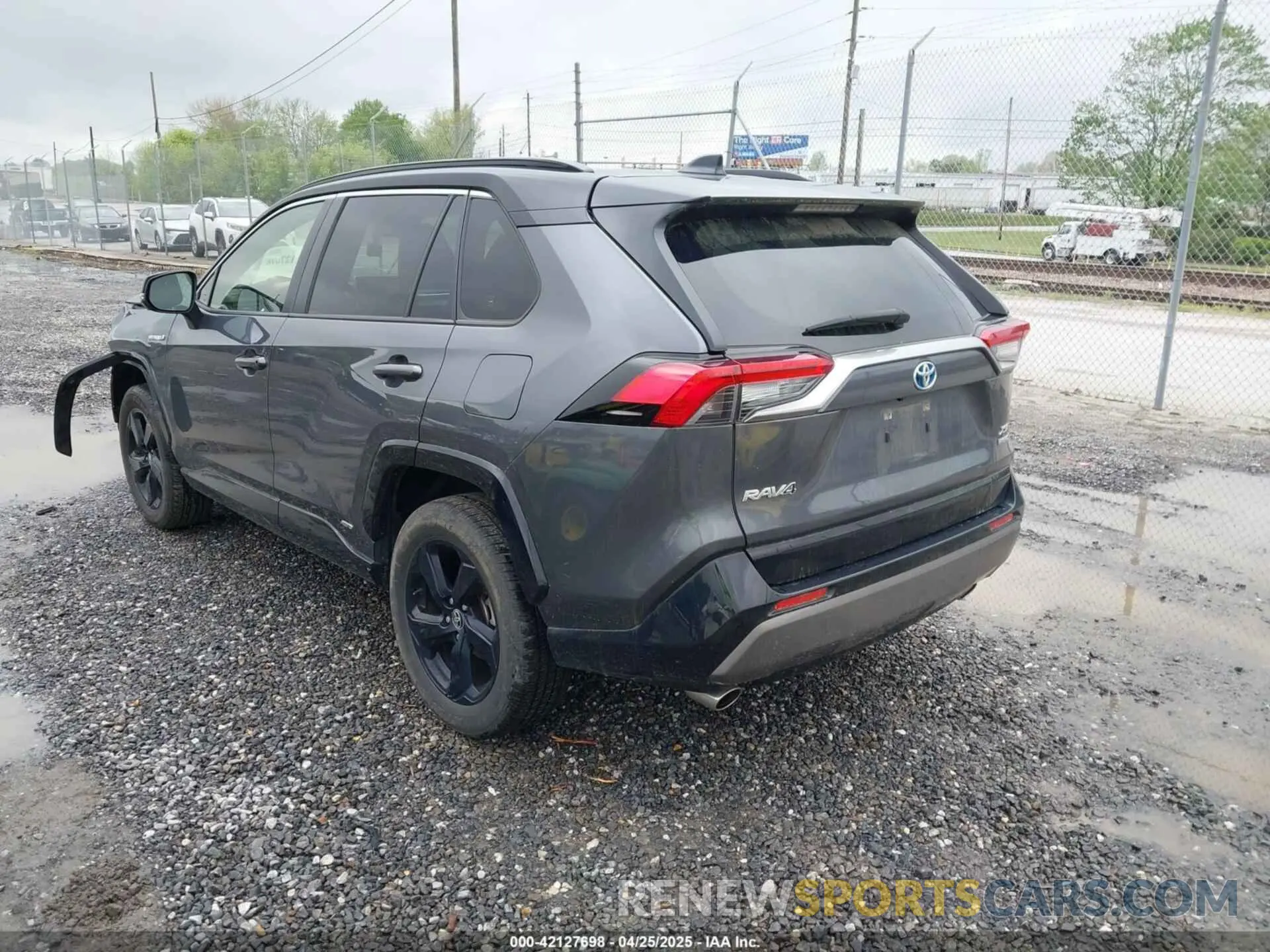 3 Фотография поврежденного автомобиля JTME6RFV0MD515817 TOYOTA RAV4 HYBRID 2021