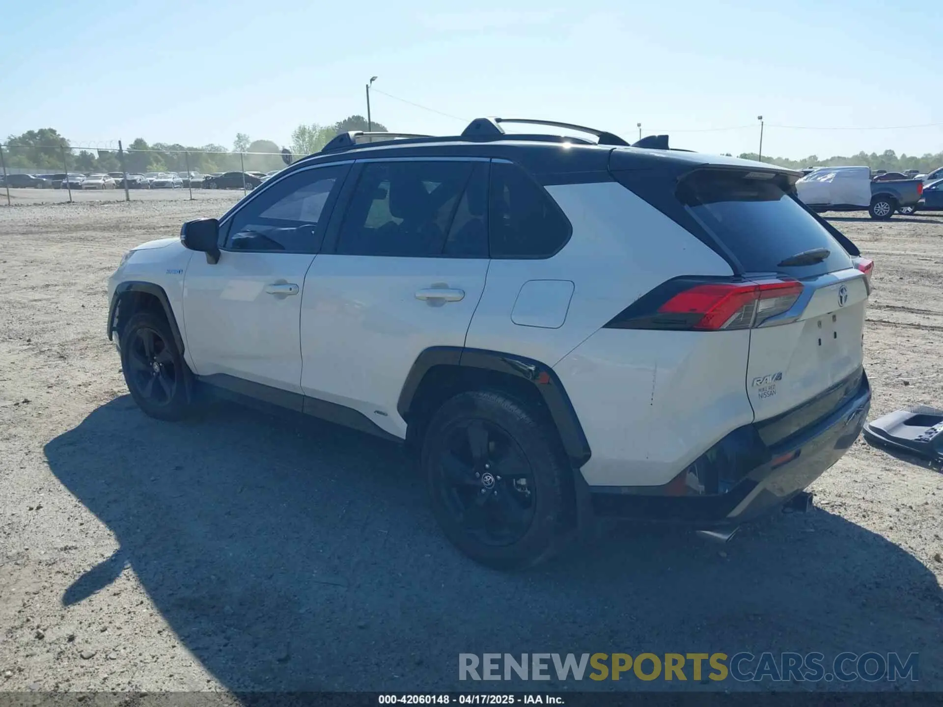 3 Фотография поврежденного автомобиля JTME6RFV4MJ008825 TOYOTA RAV4 HYBRID 2021