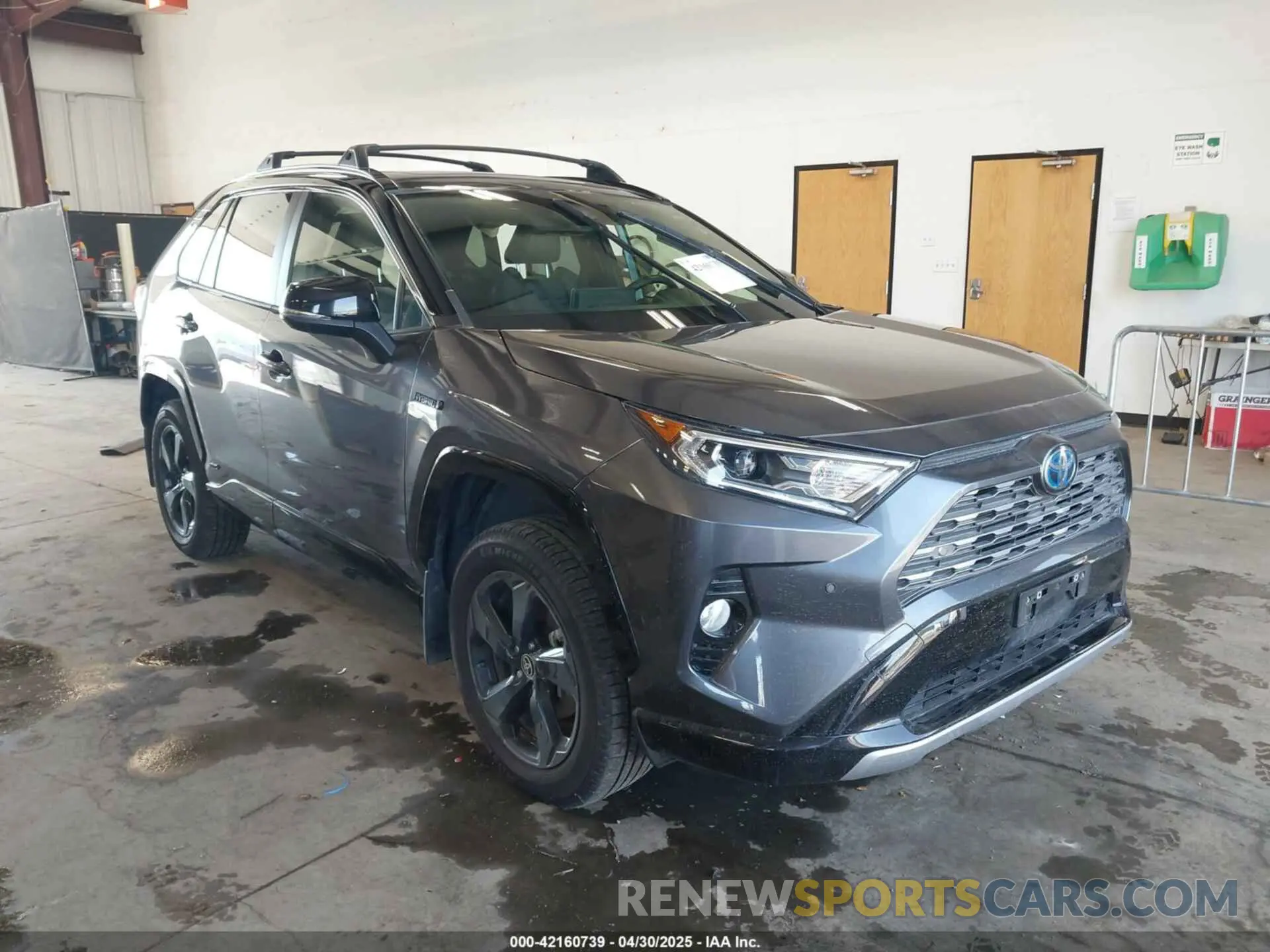 1 Photograph of a damaged car JTME6RFV5MD515361 TOYOTA RAV4 HYBRID 2021