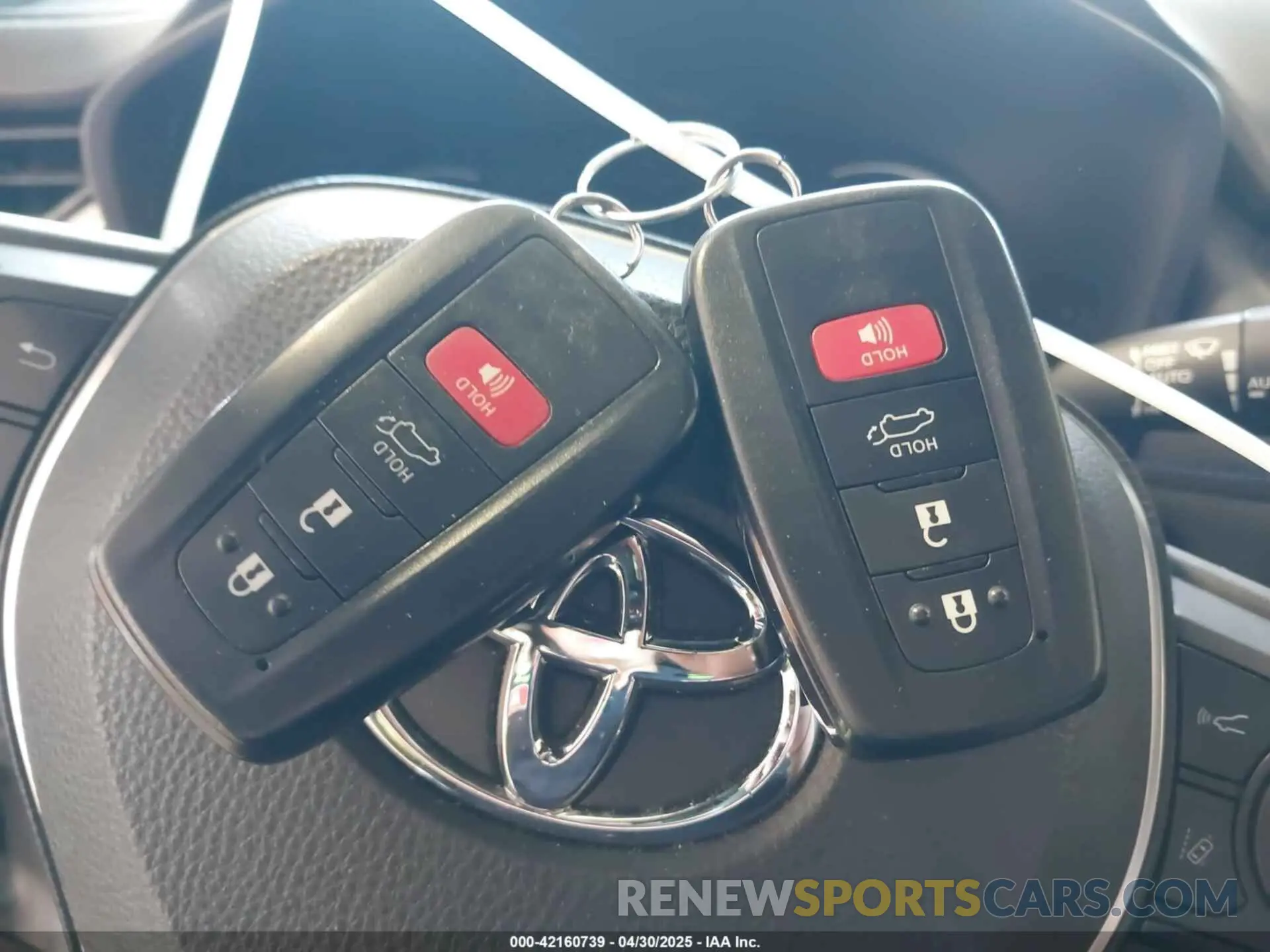 11 Photograph of a damaged car JTME6RFV5MD515361 TOYOTA RAV4 HYBRID 2021