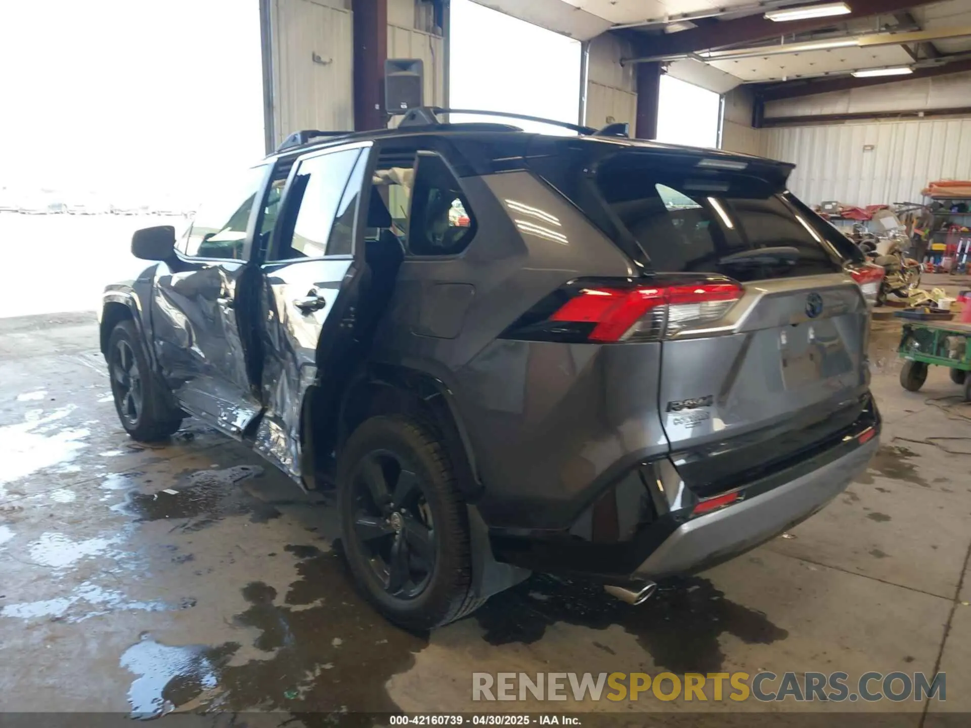3 Photograph of a damaged car JTME6RFV5MD515361 TOYOTA RAV4 HYBRID 2021