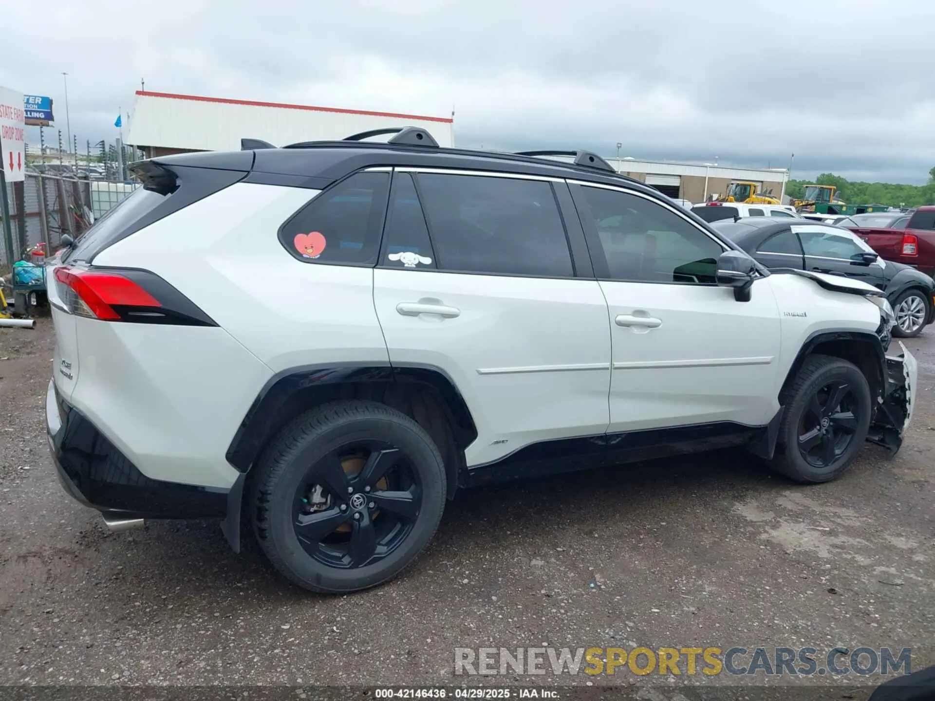13 Фотография поврежденного автомобиля JTME6RFV5MJ011927 TOYOTA RAV4 HYBRID 2021