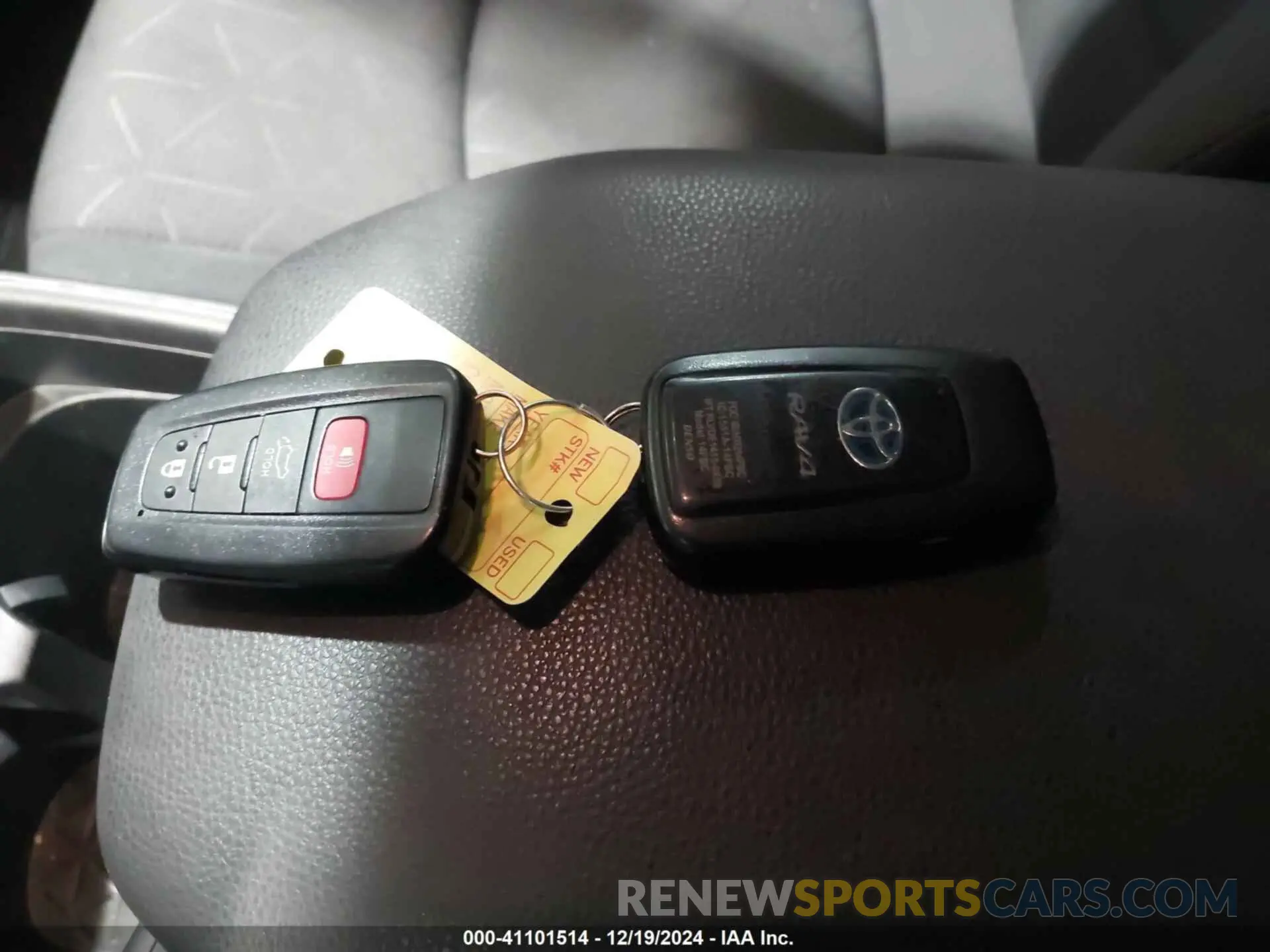 11 Фотография поврежденного автомобиля JTMRWRFV1MD127447 TOYOTA RAV4 HYBRID 2021