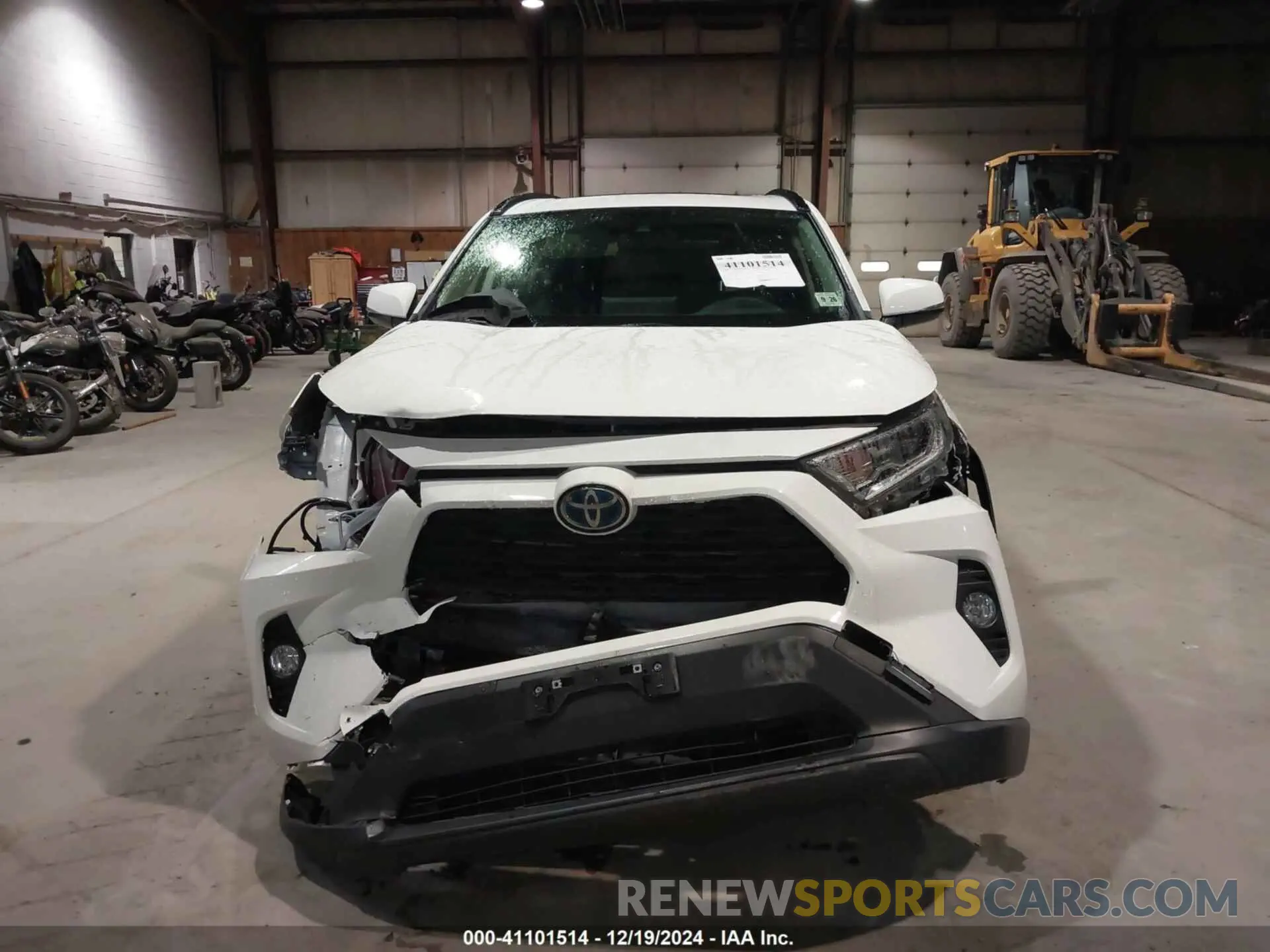 12 Фотография поврежденного автомобиля JTMRWRFV1MD127447 TOYOTA RAV4 HYBRID 2021