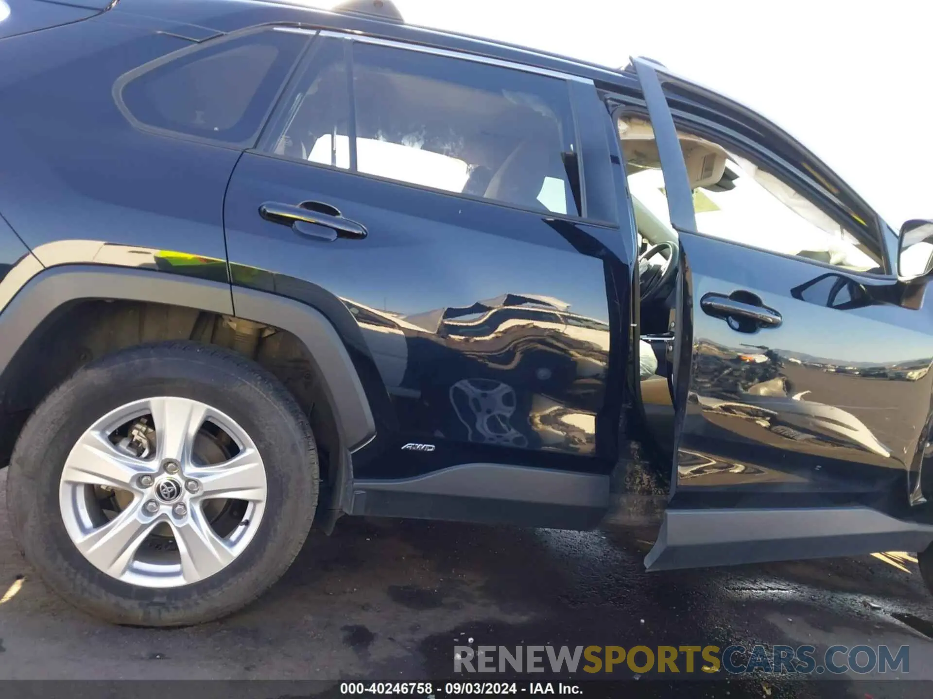 13 Photograph of a damaged car JTMRWRFV3MD125103 TOYOTA RAV4 HYBRID 2021