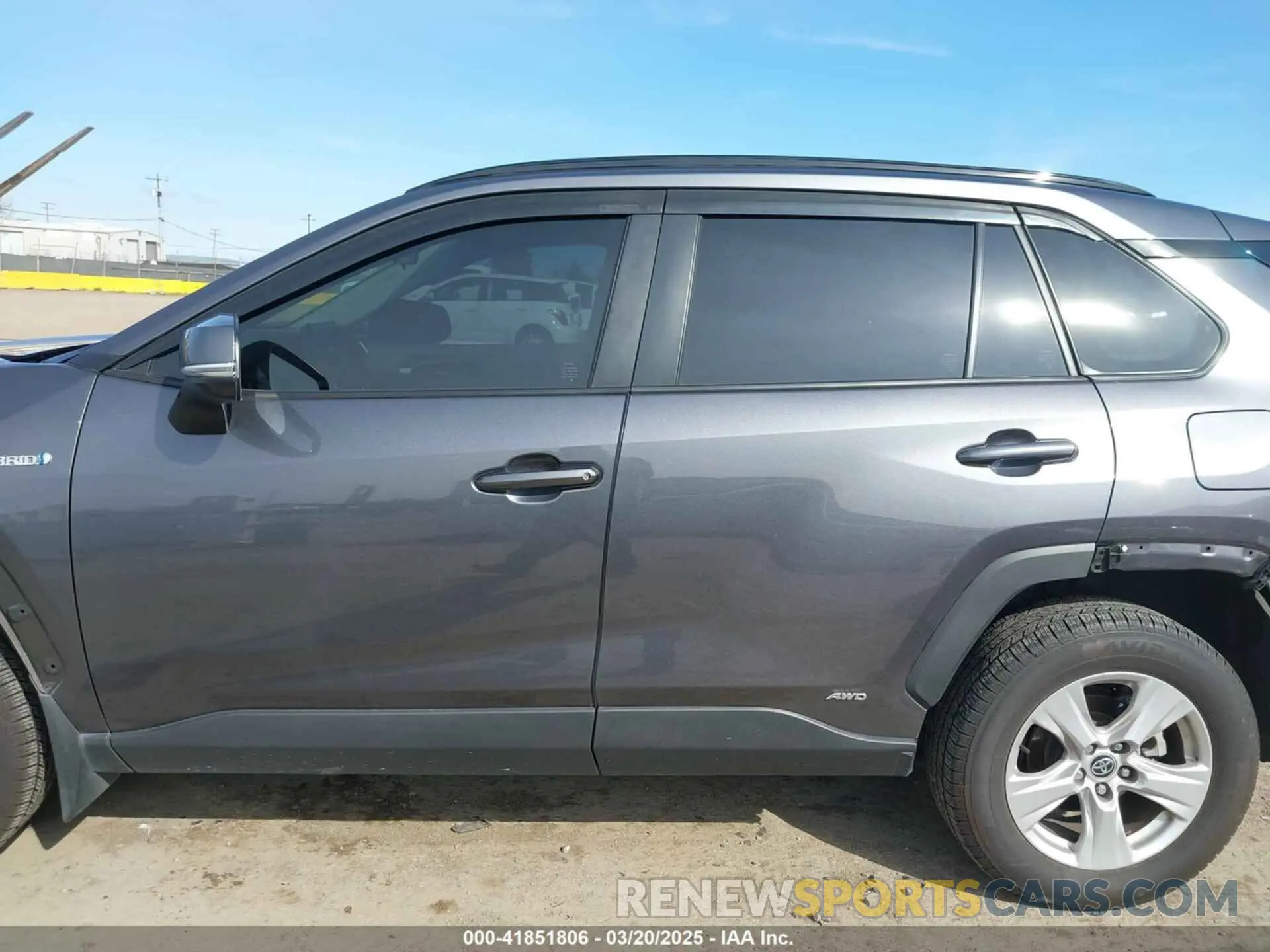 15 Photograph of a damaged car JTMRWRFV4MD129757 TOYOTA RAV4 HYBRID 2021