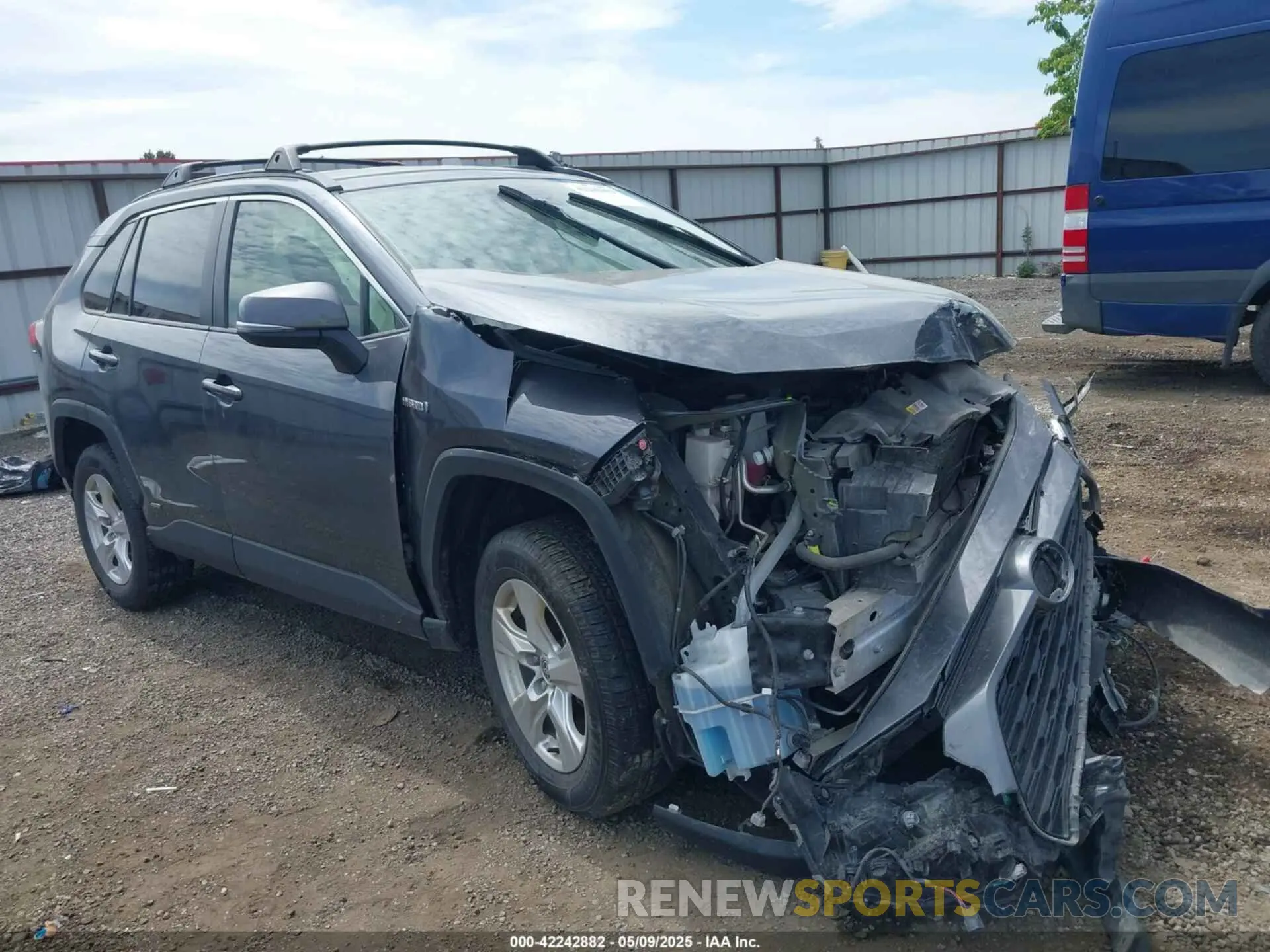 1 Photograph of a damaged car JTMRWRFVXMD110128 TOYOTA RAV4 HYBRID 2021