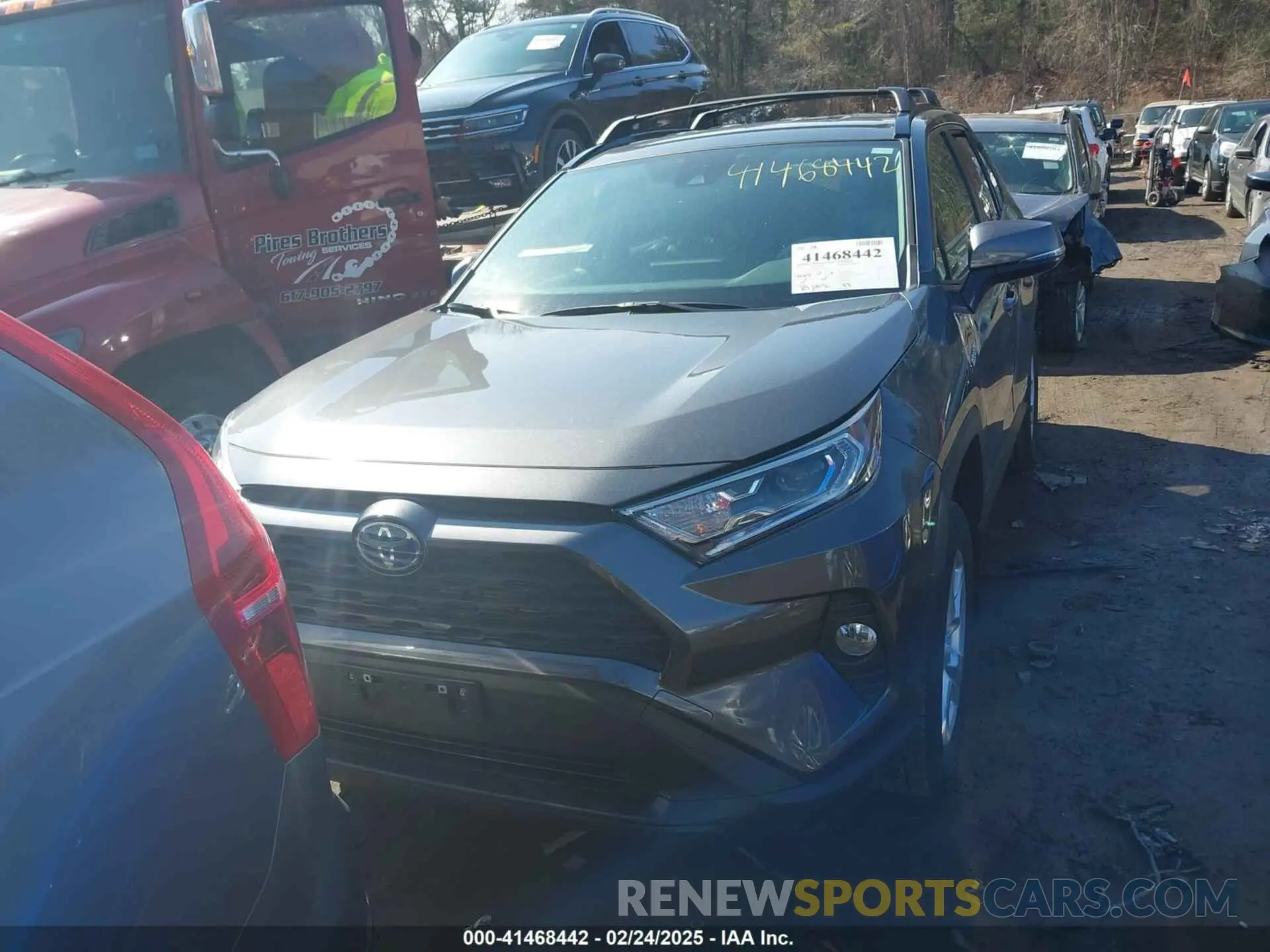 12 Photograph of a damaged car JTMRWRFVXMD134929 TOYOTA RAV4 HYBRID 2021