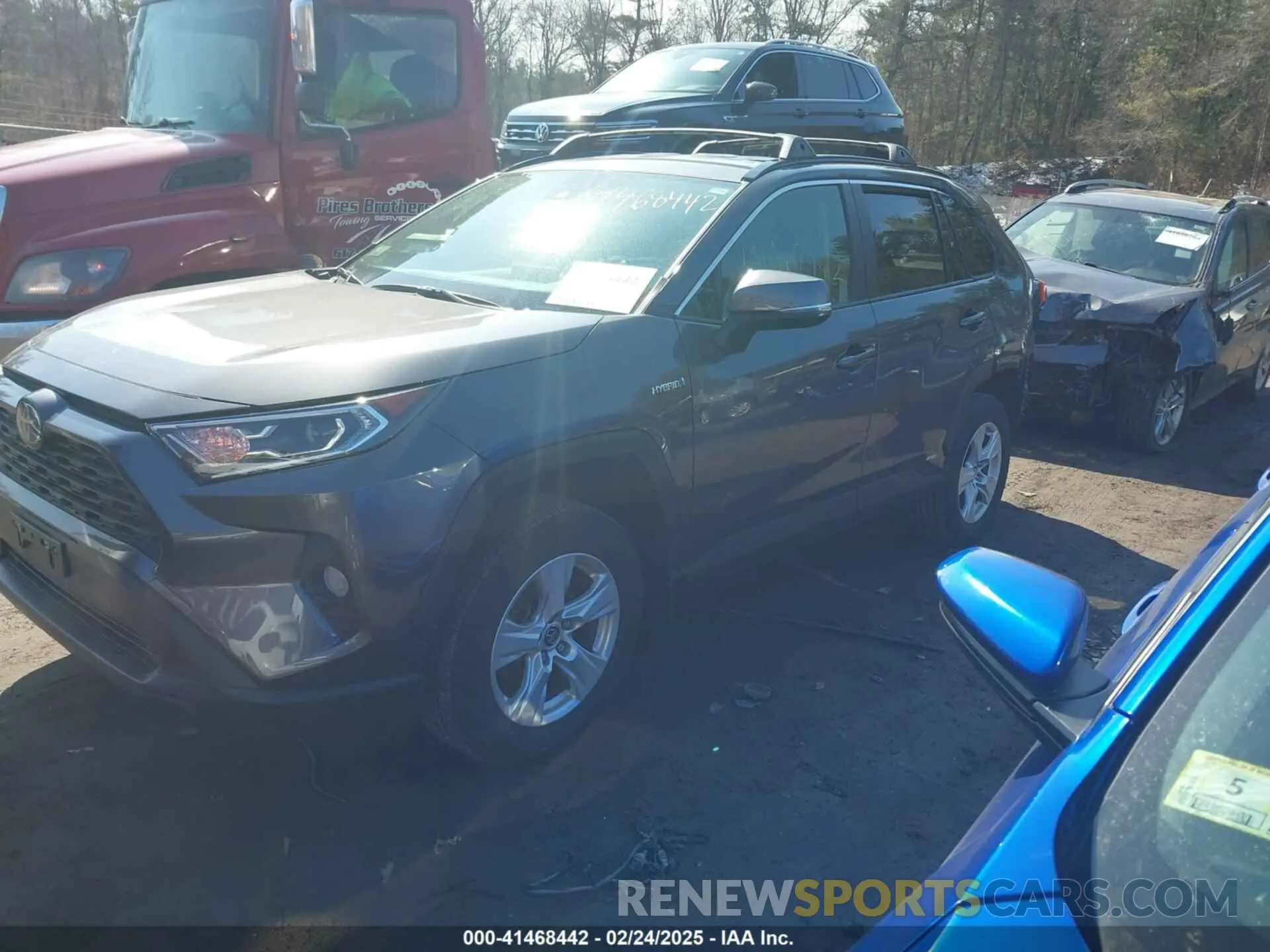 2 Photograph of a damaged car JTMRWRFVXMD134929 TOYOTA RAV4 HYBRID 2021