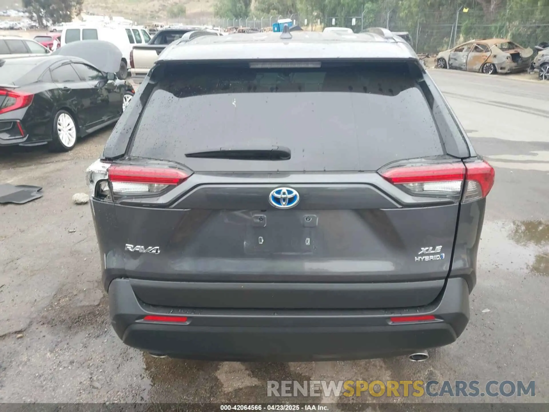 16 Photograph of a damaged car 2T3B6RFV7NW034681 TOYOTA RAV4 HYBRID 2022