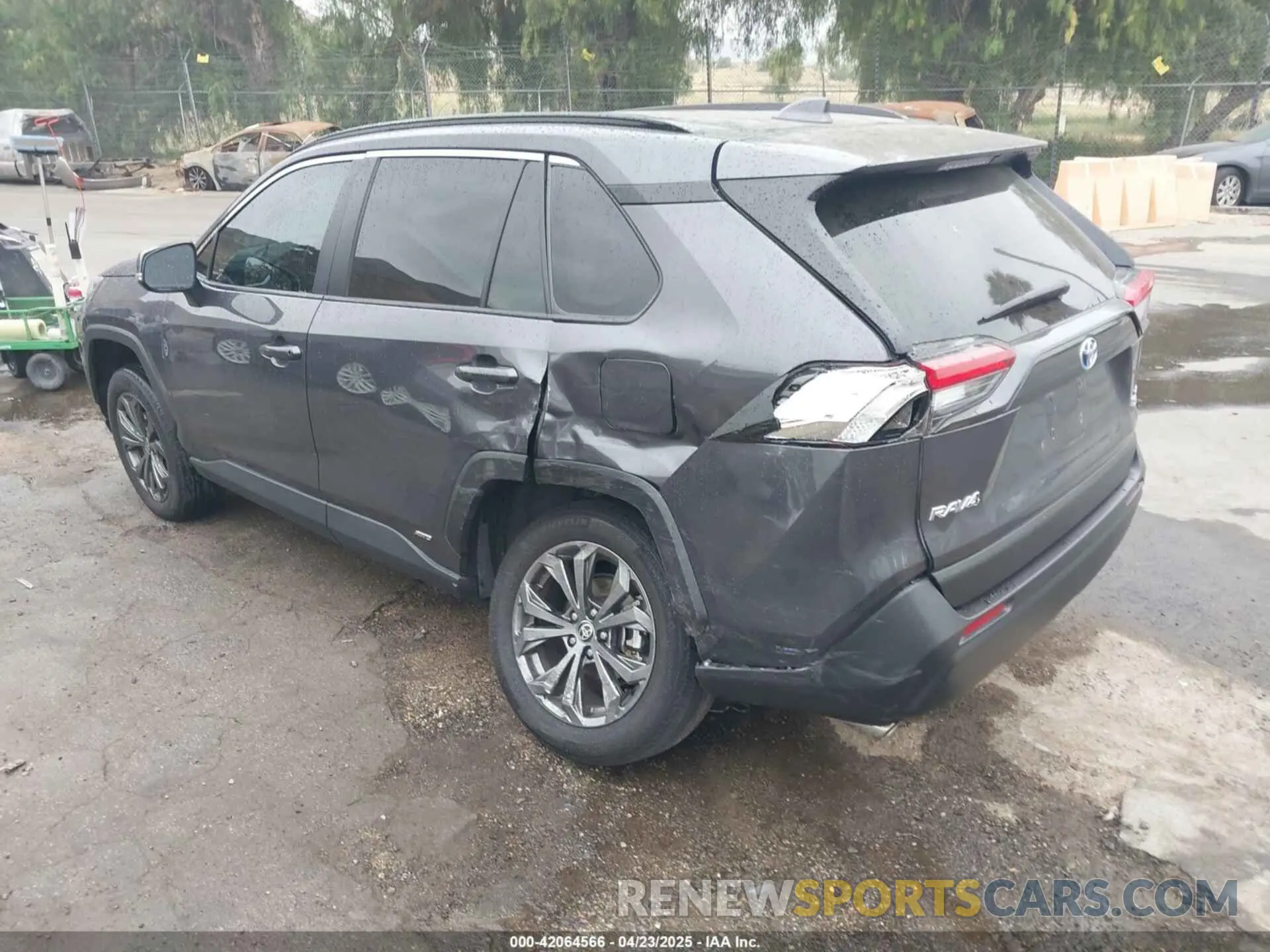 3 Photograph of a damaged car 2T3B6RFV7NW034681 TOYOTA RAV4 HYBRID 2022