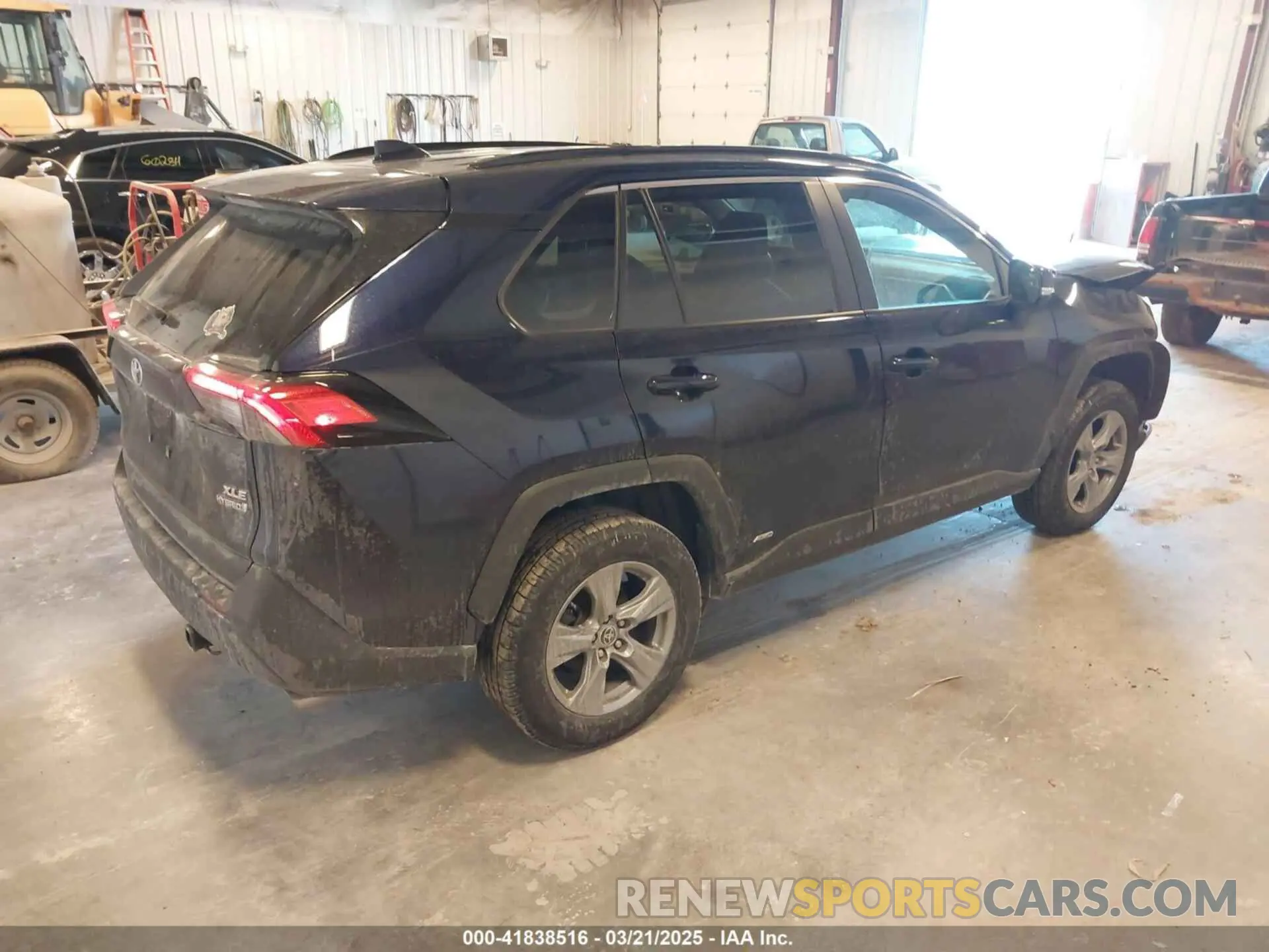 4 Фотография поврежденного автомобиля 2T3RWRFV8NW129832 TOYOTA RAV4 HYBRID 2022