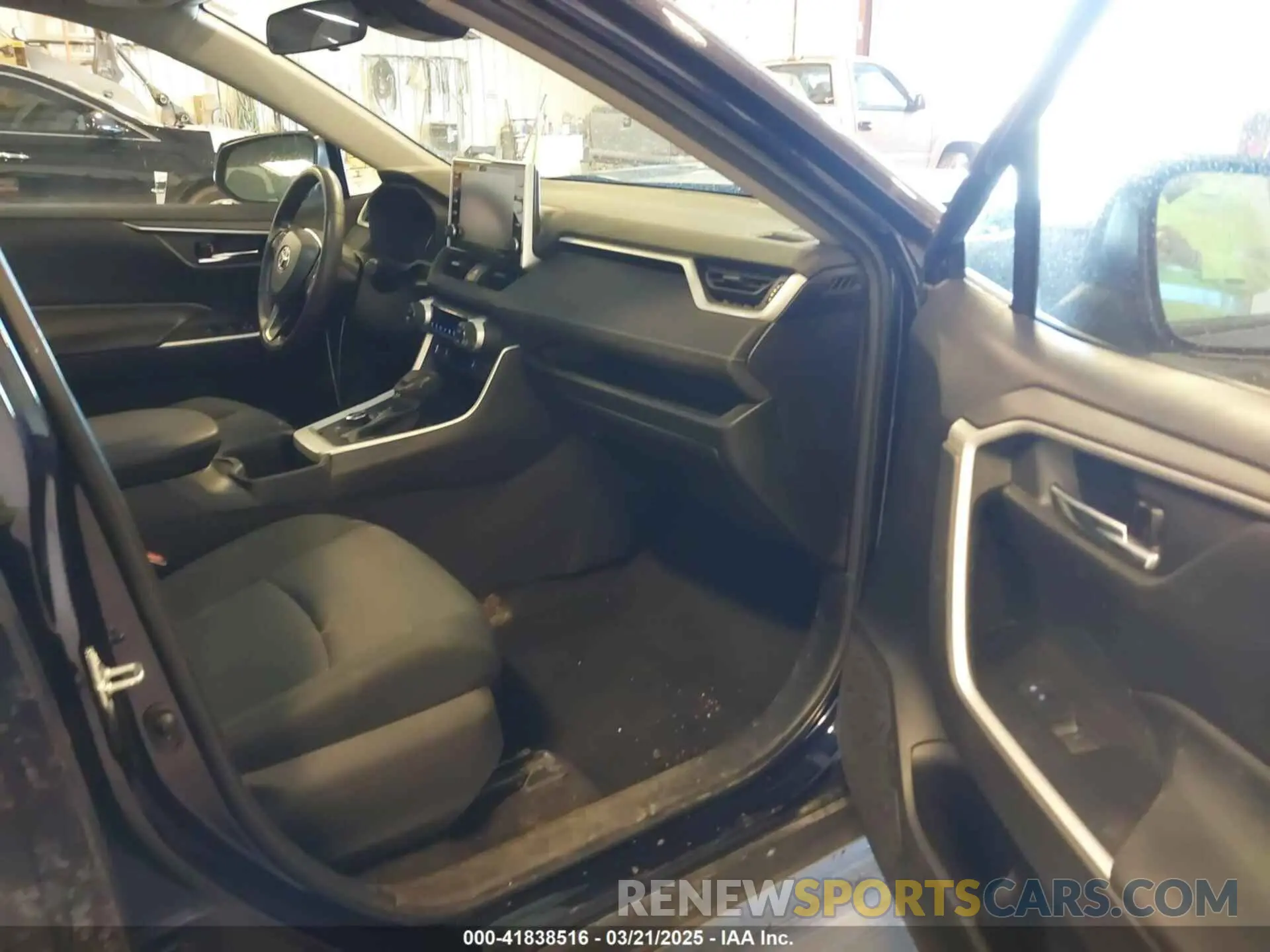 5 Фотография поврежденного автомобиля 2T3RWRFV8NW129832 TOYOTA RAV4 HYBRID 2022