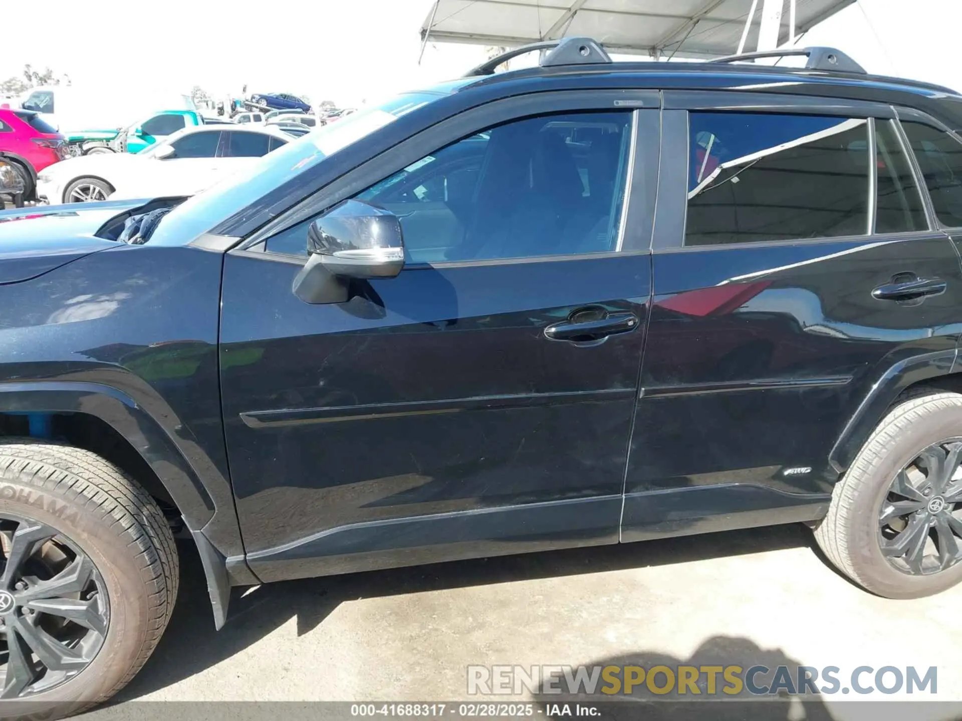 15 Photograph of a damaged car 2T3T6RFV8NW032930 TOYOTA RAV4 HYBRID 2022