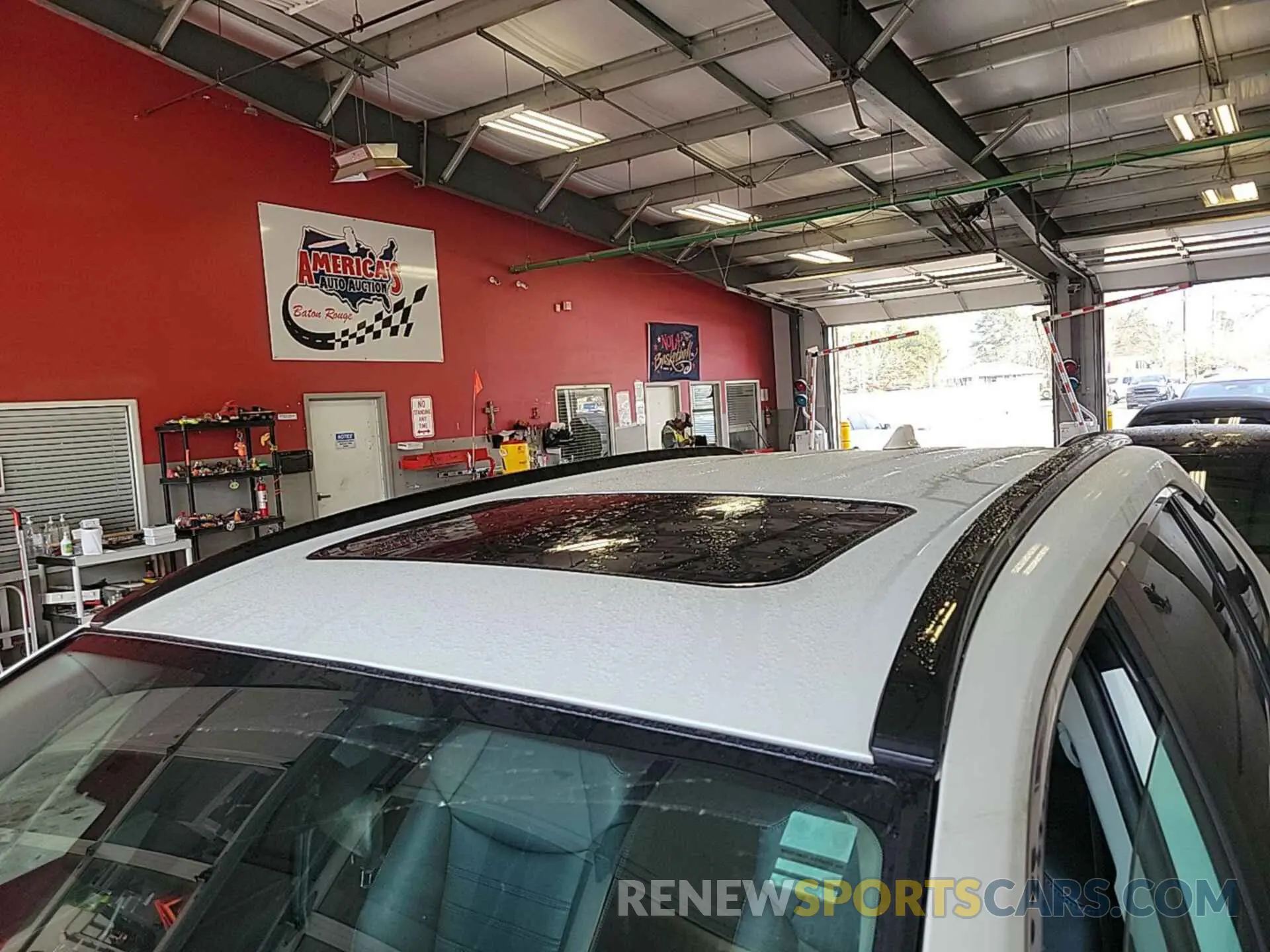 1 Photograph of a damaged car 4T3B6RFV2NU065868 TOYOTA RAV4 HYBRID 2022