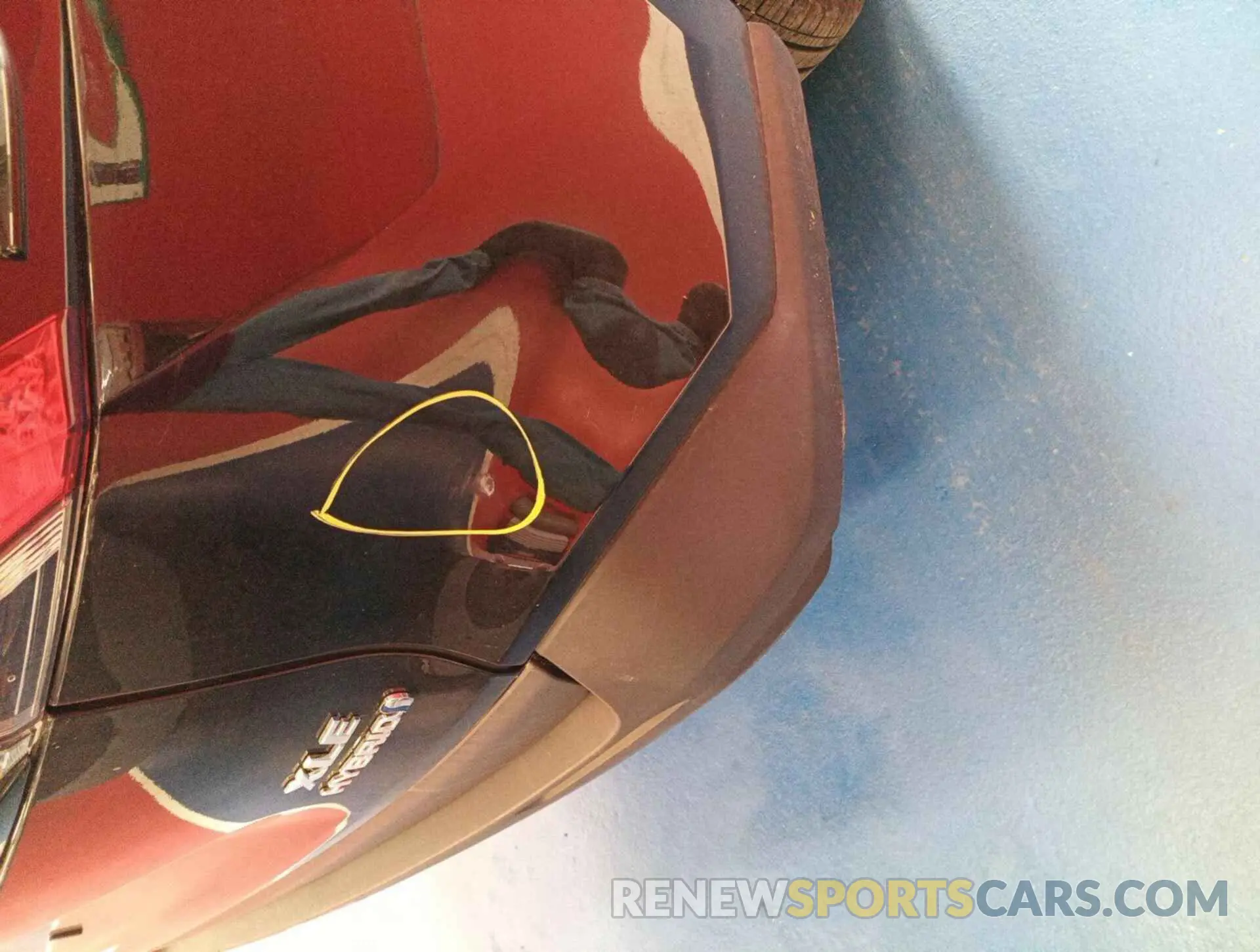 10 Photograph of a damaged car 4T3B6RFV7NU071911 TOYOTA RAV4 HYBRID 2022