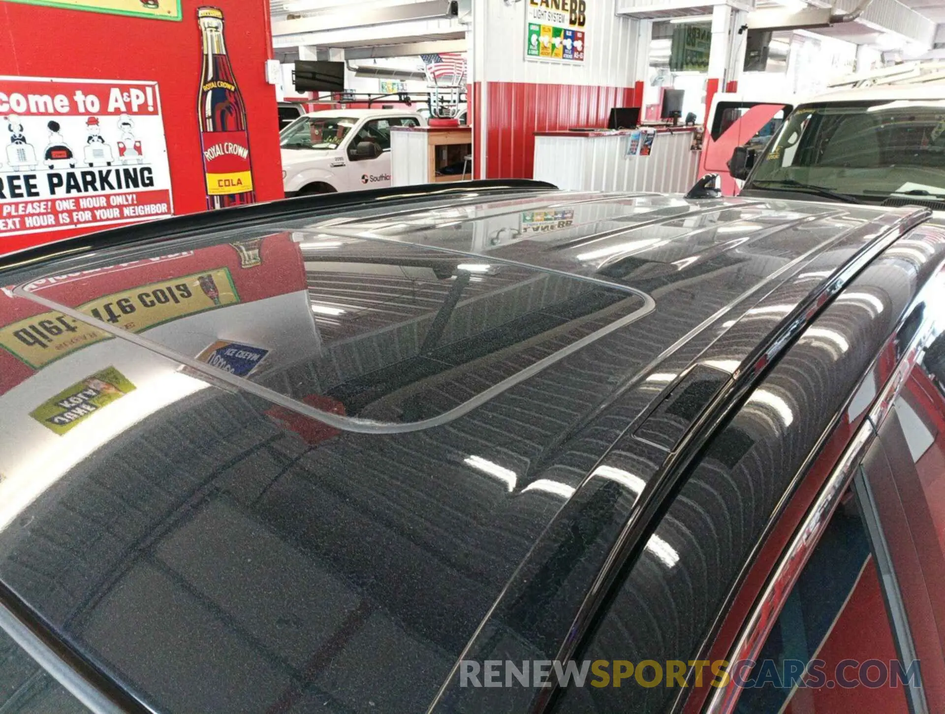 22 Photograph of a damaged car 4T3B6RFV7NU071911 TOYOTA RAV4 HYBRID 2022
