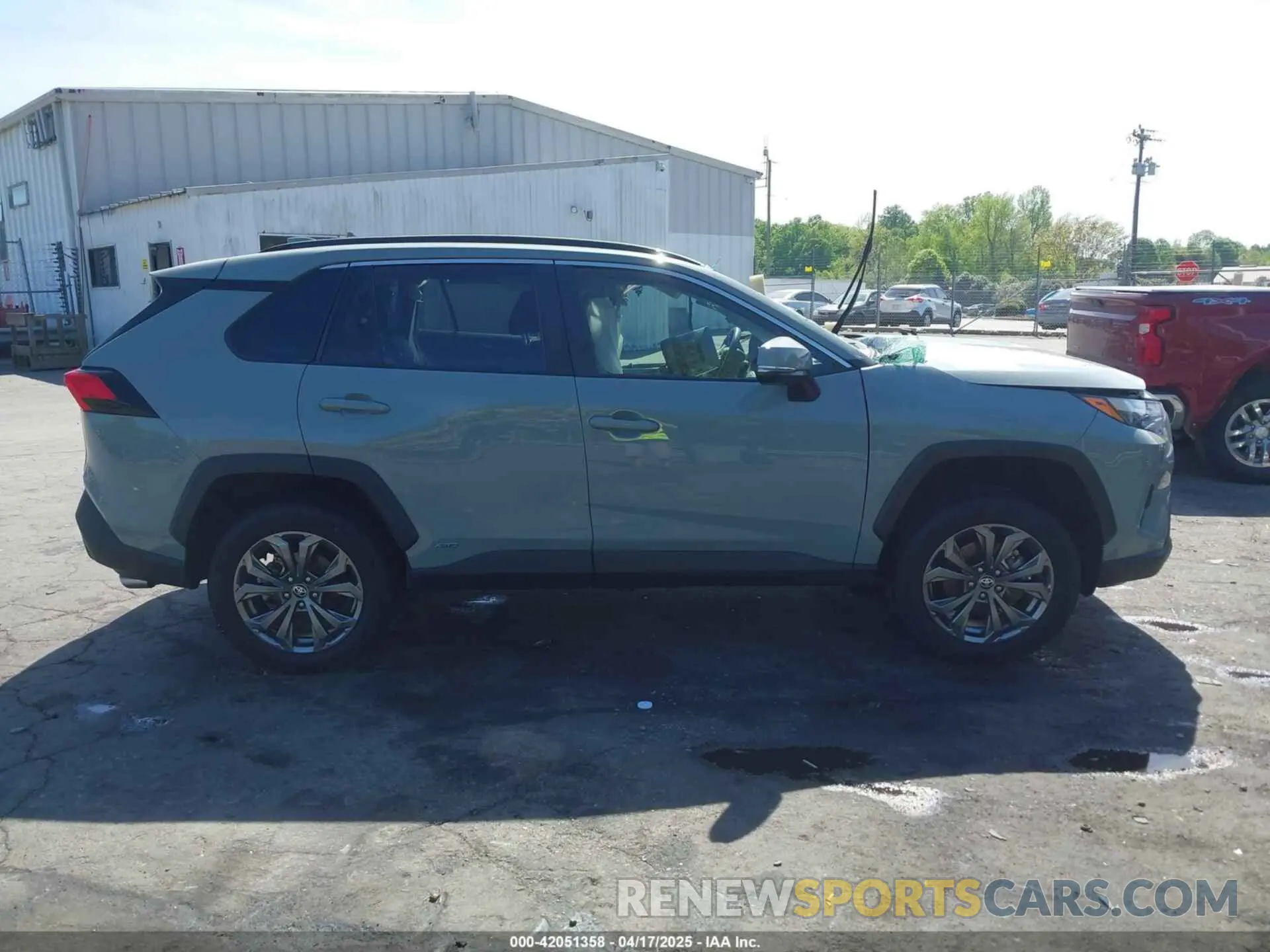 13 Фотография поврежденного автомобиля 4T3B6RFV7NU090829 TOYOTA RAV4 HYBRID 2022