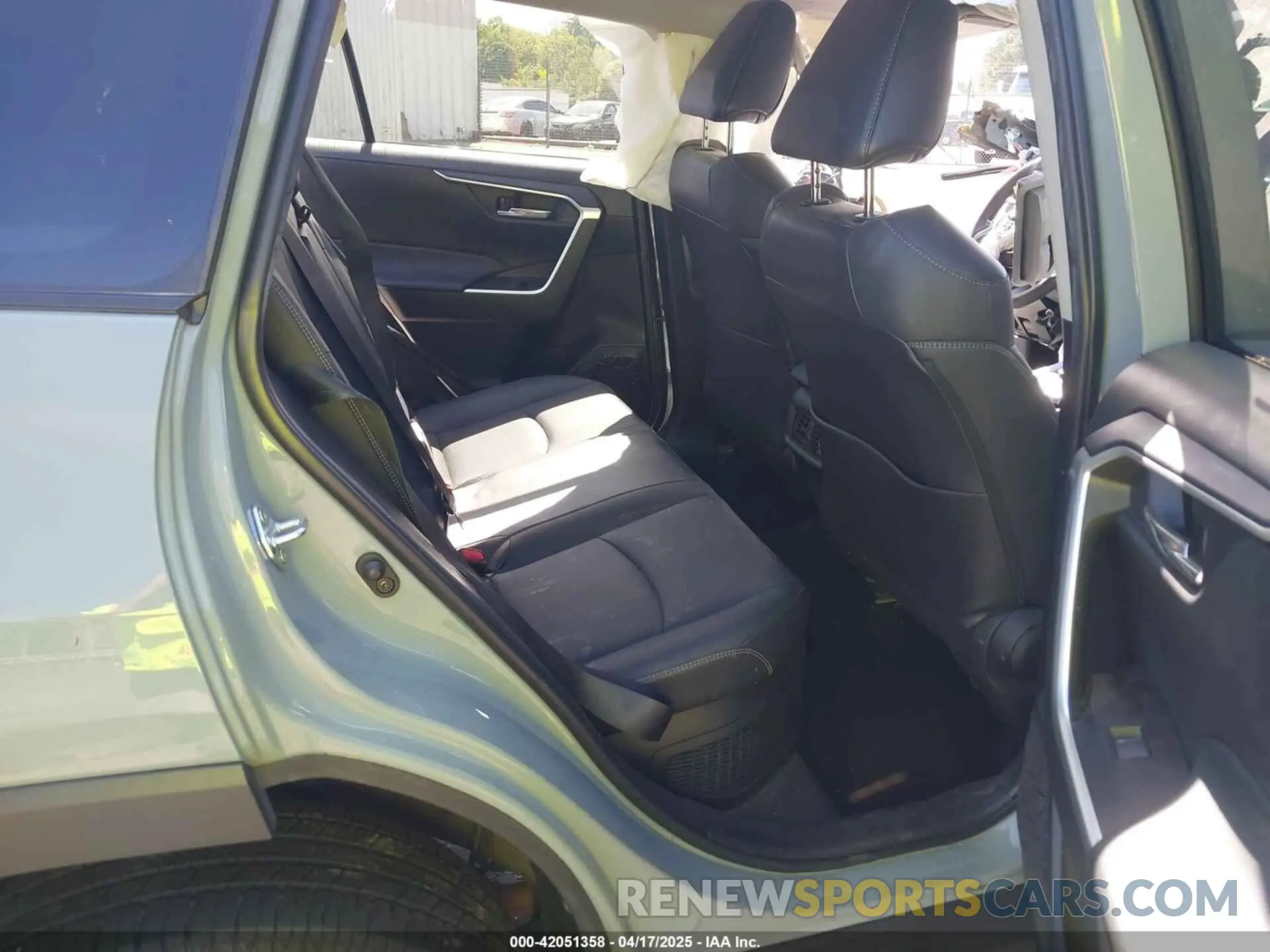 8 Фотография поврежденного автомобиля 4T3B6RFV7NU090829 TOYOTA RAV4 HYBRID 2022