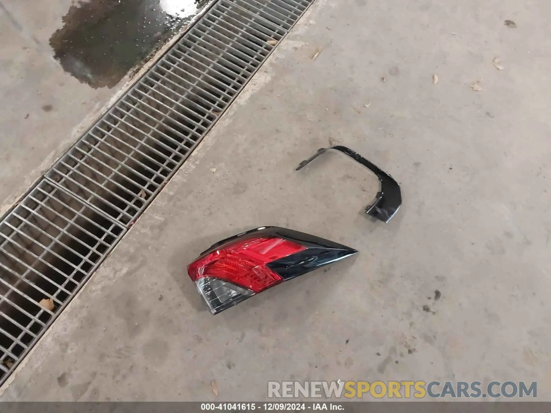 12 Фотография поврежденного автомобиля 4T3B6RFV9NU071568 TOYOTA RAV4 HYBRID 2022