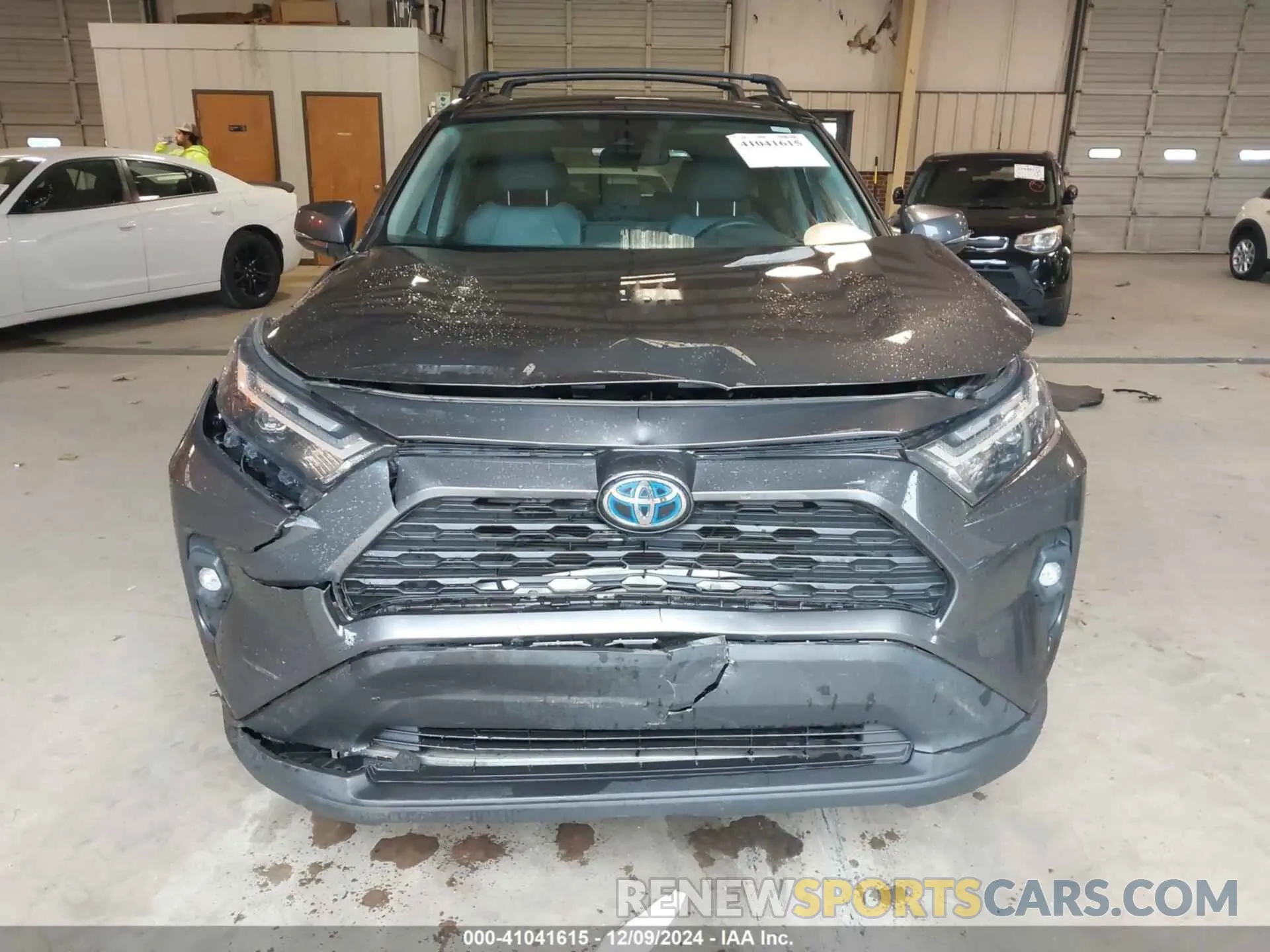 13 Фотография поврежденного автомобиля 4T3B6RFV9NU071568 TOYOTA RAV4 HYBRID 2022