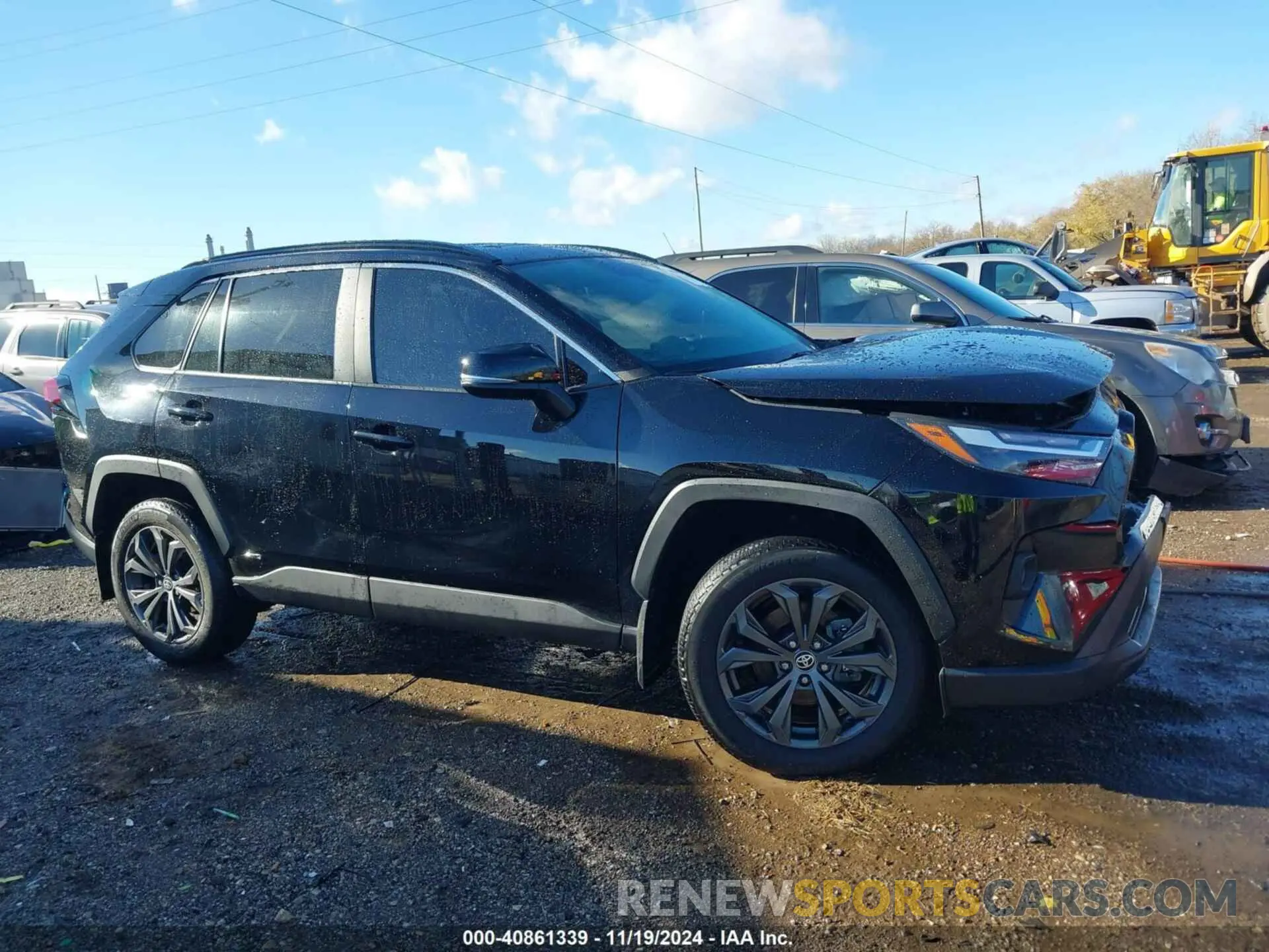 13 Photograph of a damaged car 4T3B6RFVXNU102603 TOYOTA RAV4 HYBRID 2022