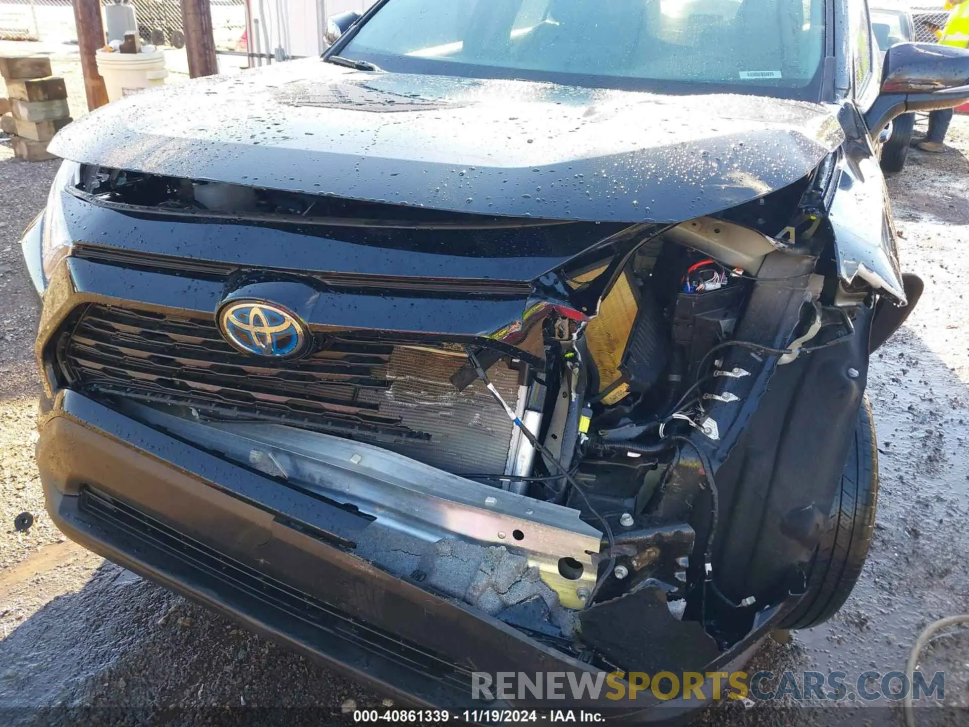 6 Photograph of a damaged car 4T3B6RFVXNU102603 TOYOTA RAV4 HYBRID 2022