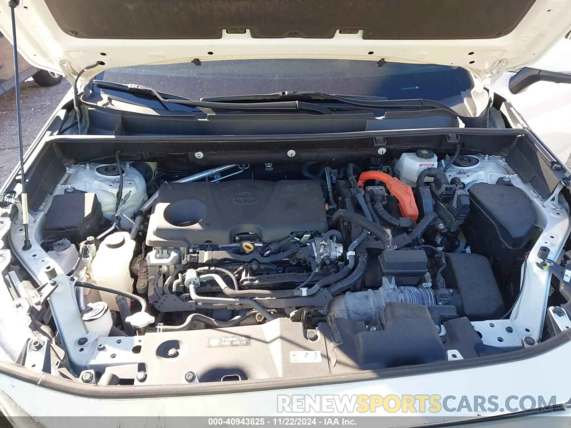 10 Photograph of a damaged car 4T3D6RFV2NU076233 TOYOTA RAV4 HYBRID 2022