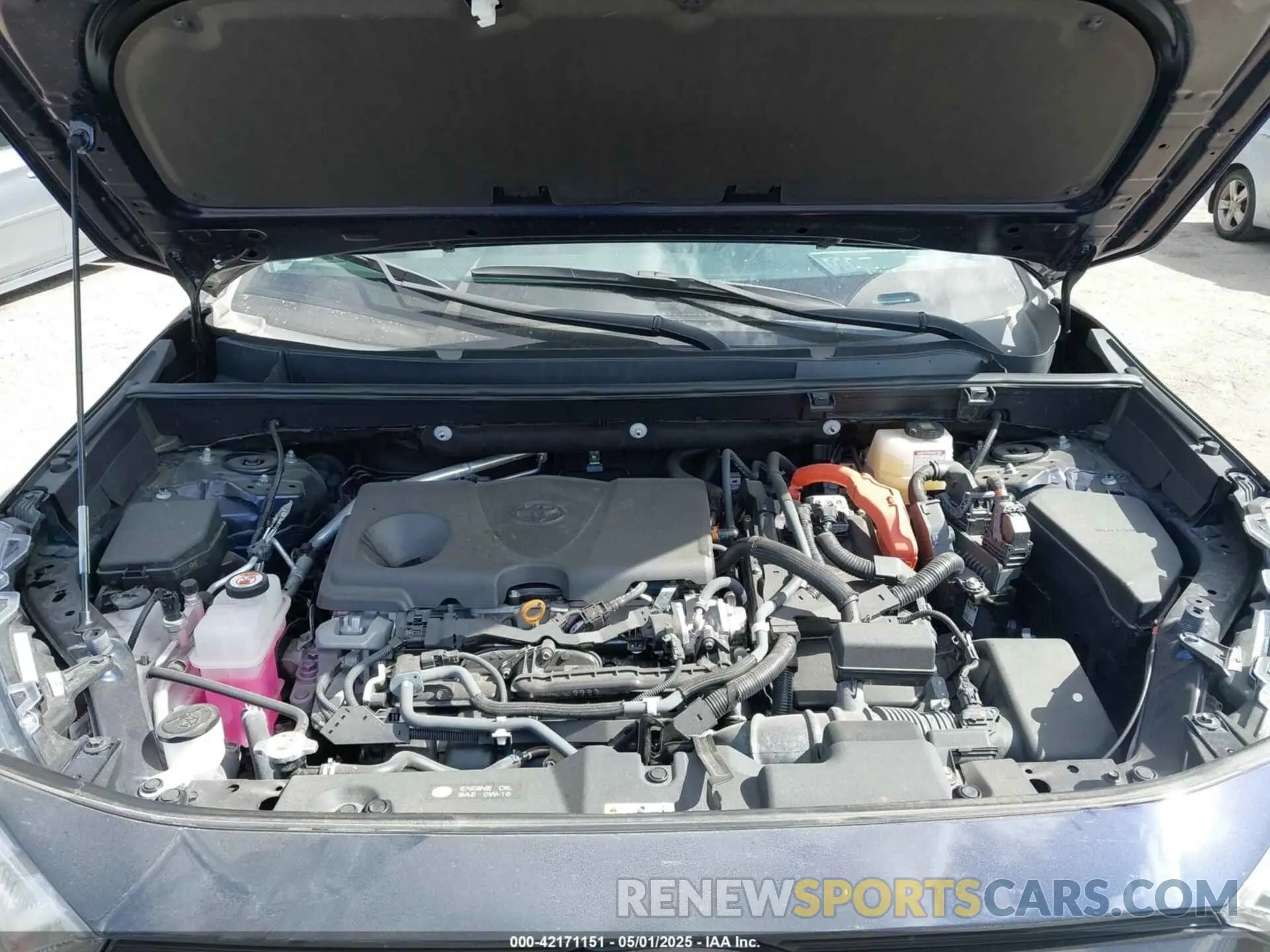 10 Photograph of a damaged car 4T3D6RFVXNU069952 TOYOTA RAV4 HYBRID 2022