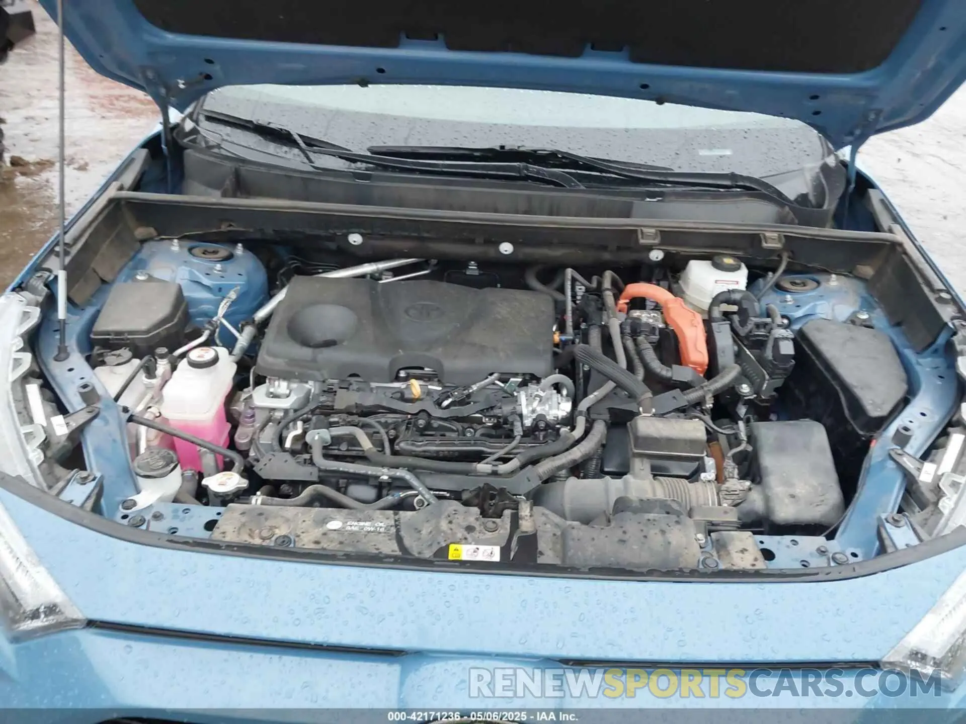 10 Photograph of a damaged car 4T3E6RFV0NU102509 TOYOTA RAV4 HYBRID 2022
