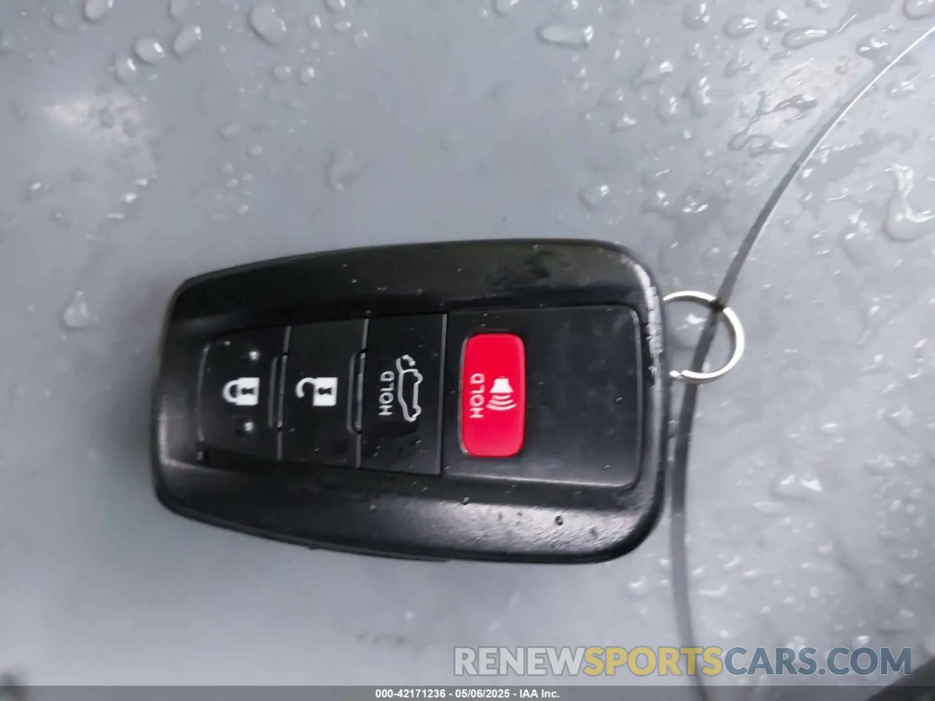 11 Photograph of a damaged car 4T3E6RFV0NU102509 TOYOTA RAV4 HYBRID 2022