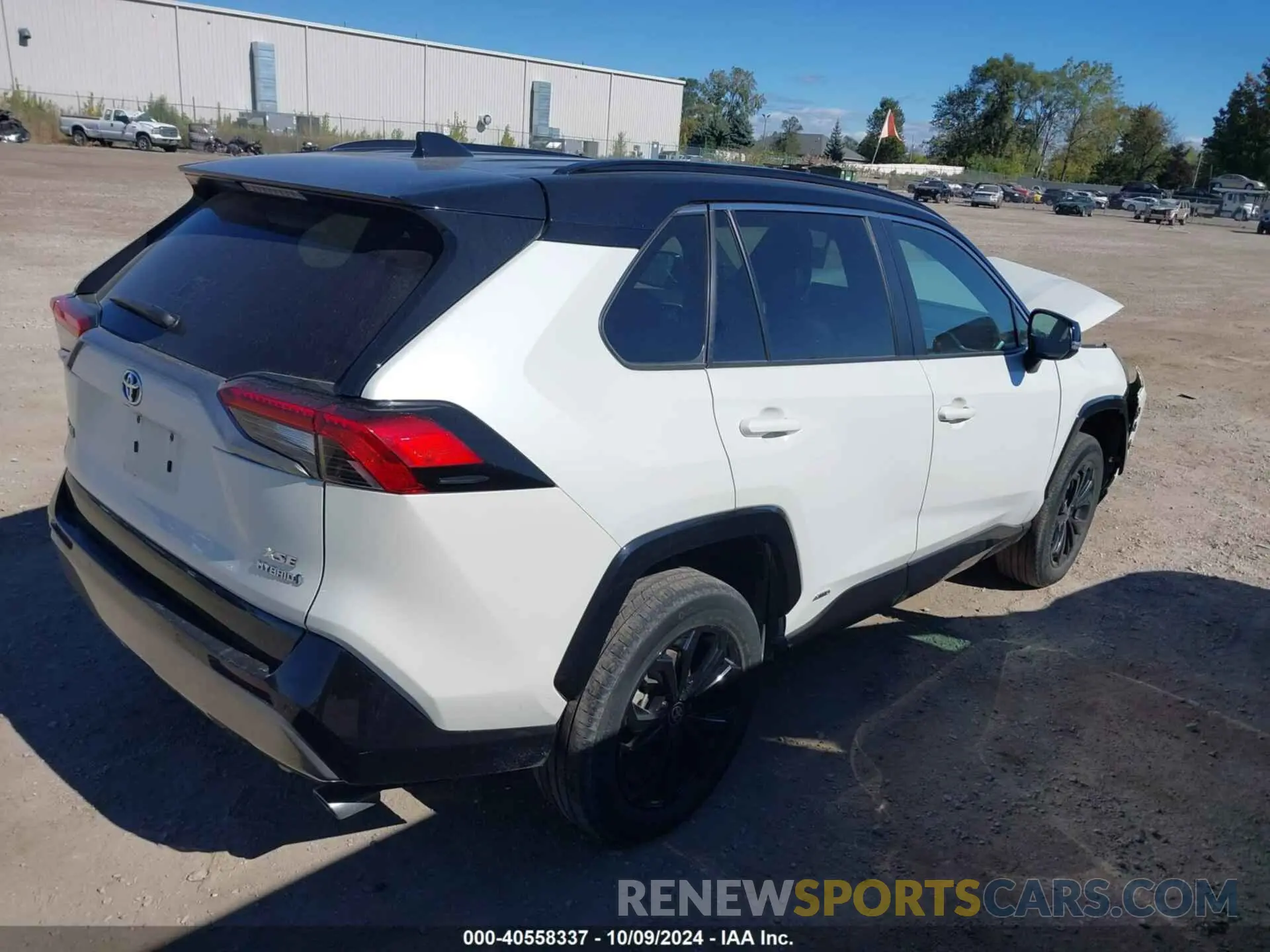 4 Photograph of a damaged car 4T3E6RFV4NU075931 TOYOTA RAV4 HYBRID 2022