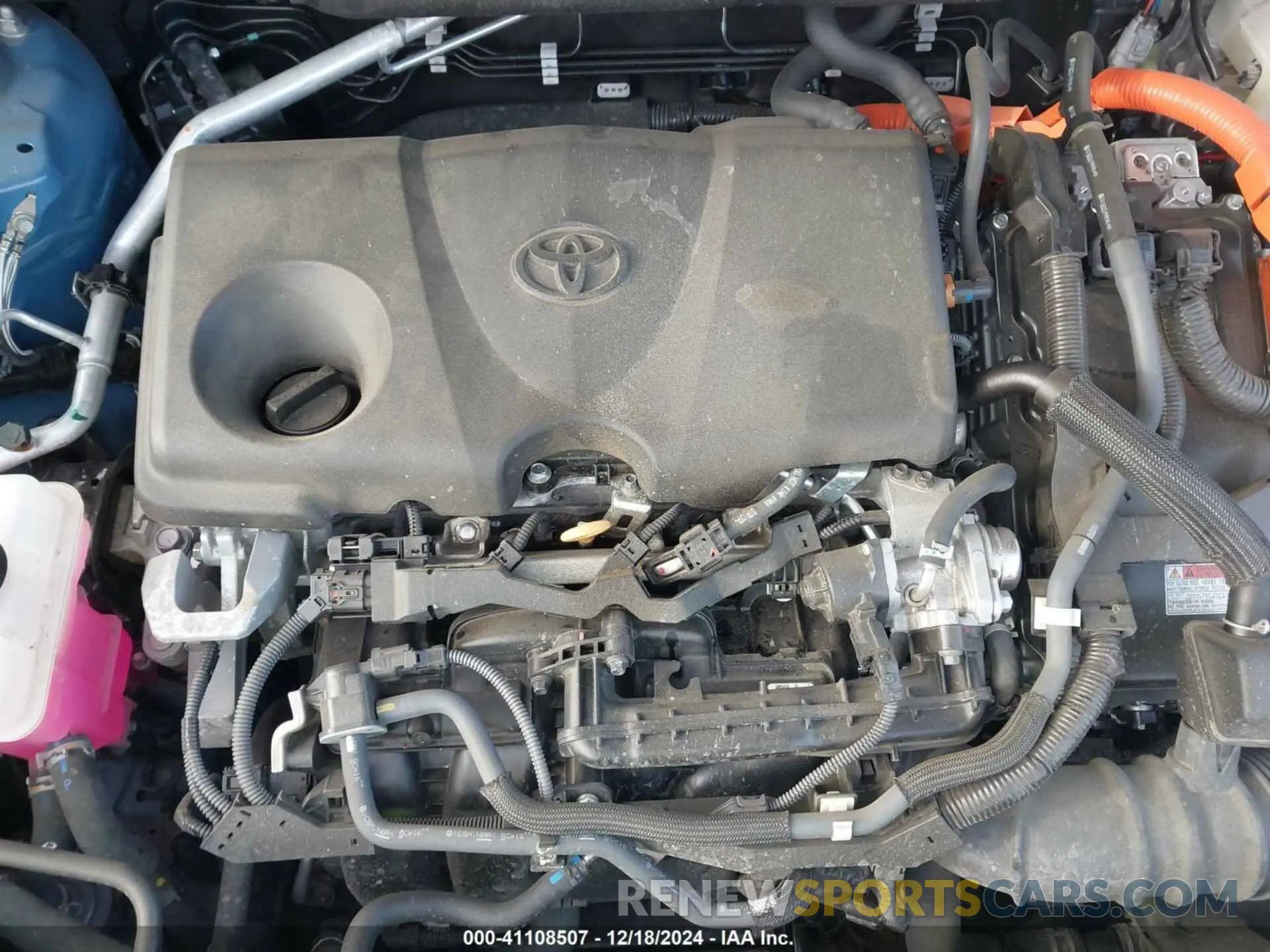 10 Photograph of a damaged car 4T3E6RFV6NU076918 TOYOTA RAV4 HYBRID 2022