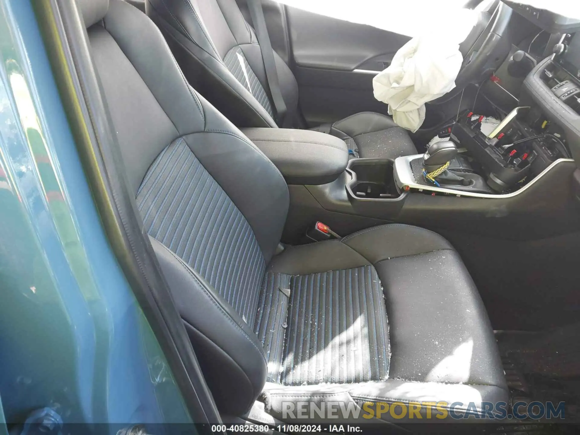 5 Фотография поврежденного автомобиля 4T3E6RFV7NU074854 TOYOTA RAV4 HYBRID 2022