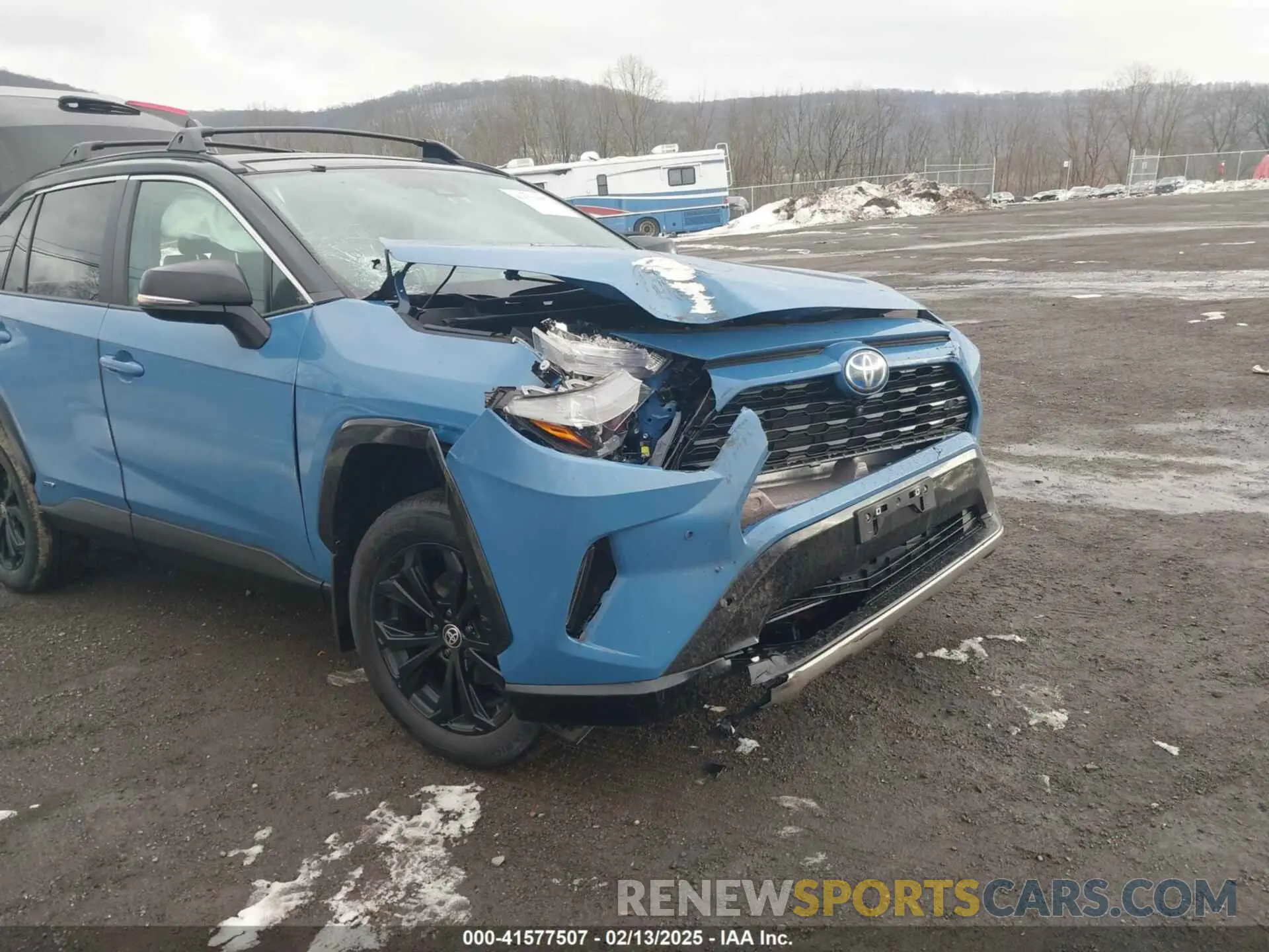 6 Photograph of a damaged car 4T3E6RFV7NU090830 TOYOTA RAV4 HYBRID 2022