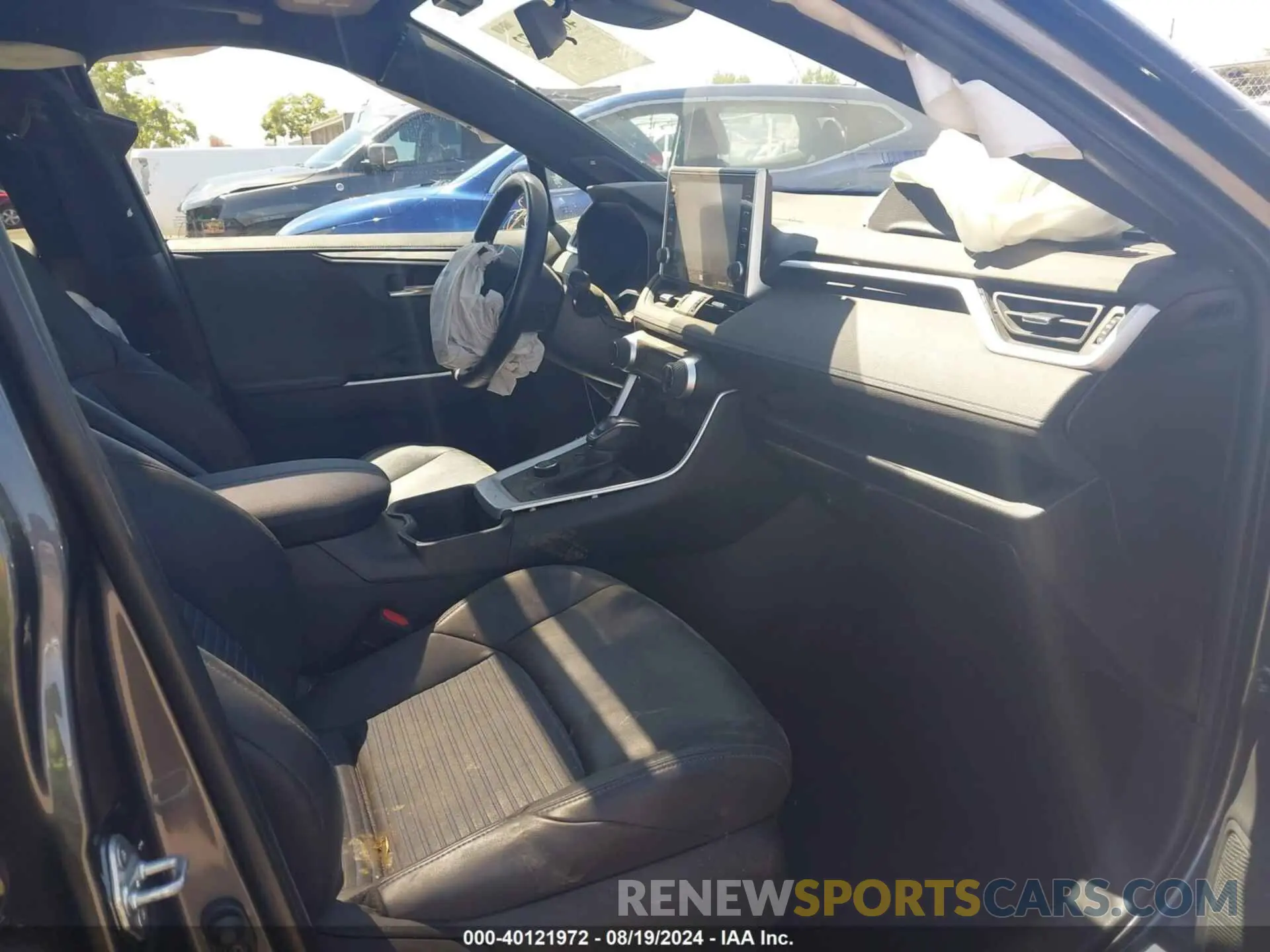 5 Фотография поврежденного автомобиля 4T3E6RFV9NU072622 TOYOTA RAV4 HYBRID 2022