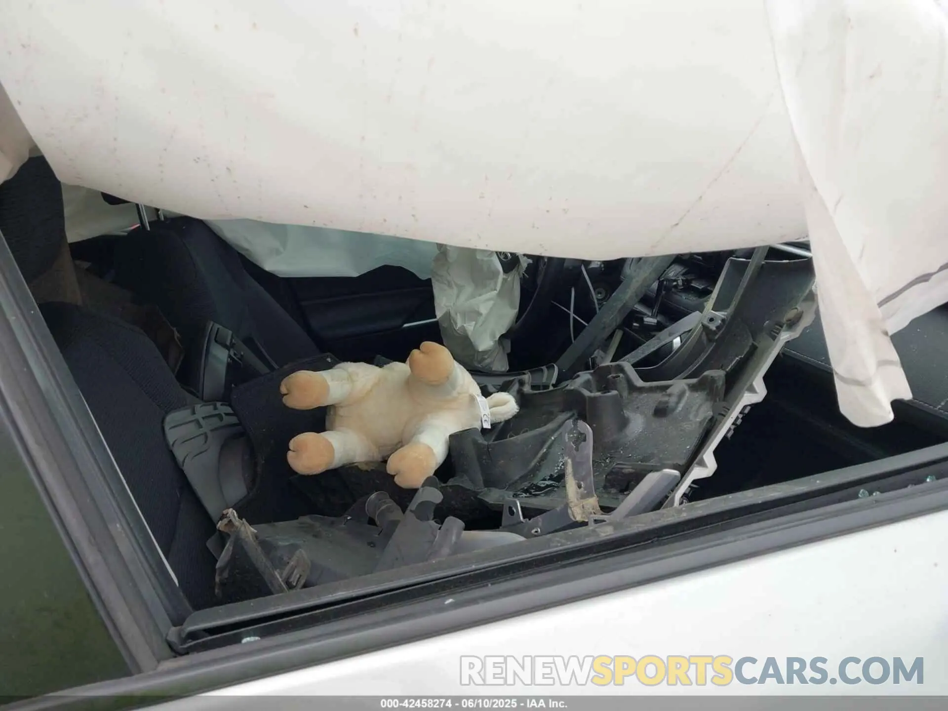 5 Photograph of a damaged car 4T3LWRFV4NU053970 TOYOTA RAV4 HYBRID 2022