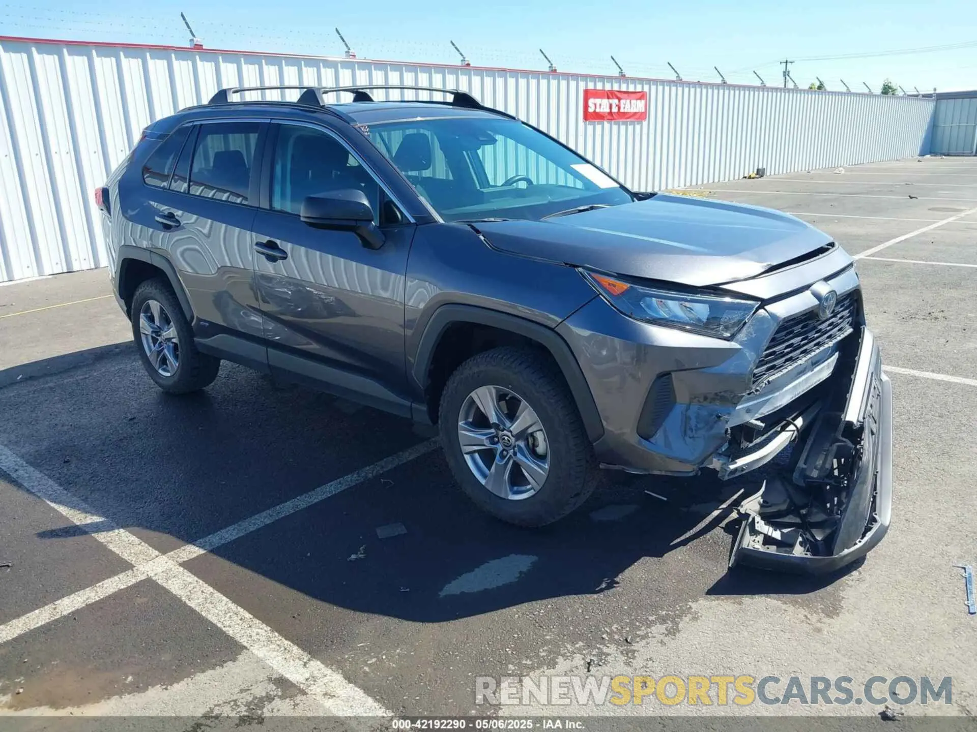 1 Фотография поврежденного автомобиля 4T3LWRFV4NU068095 TOYOTA RAV4 HYBRID 2022