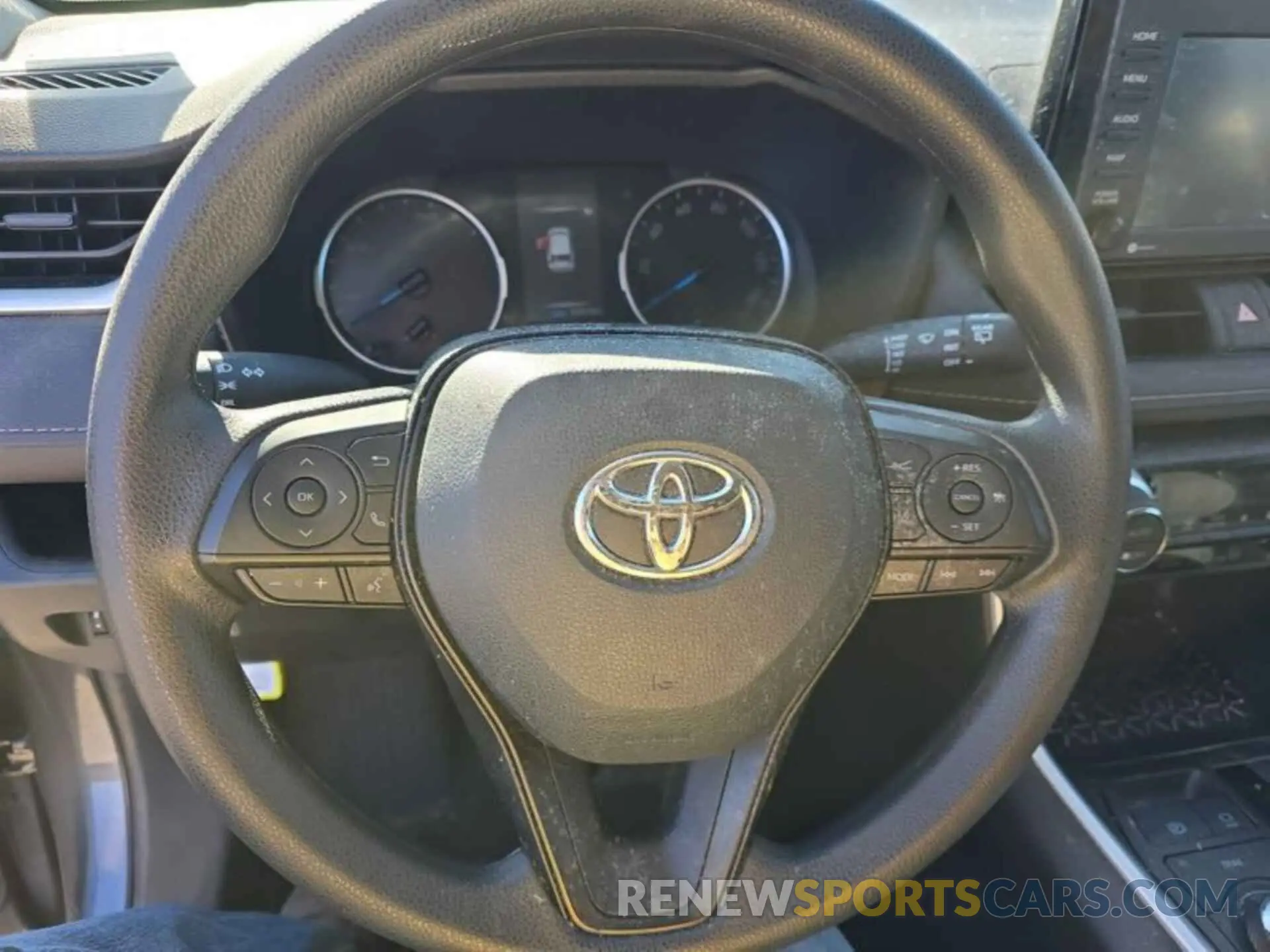 6 Photograph of a damaged car 4T3LWRFV9NU059909 TOYOTA RAV4 HYBRID 2022