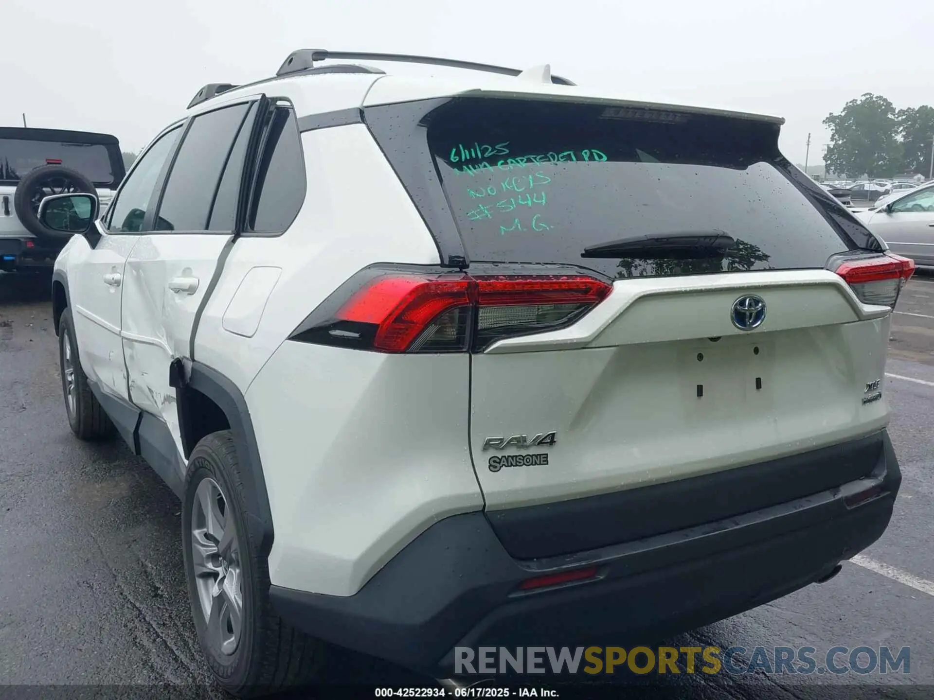 3 Photograph of a damaged car 4T3RWRFV0NU055144 TOYOTA RAV4 HYBRID 2022