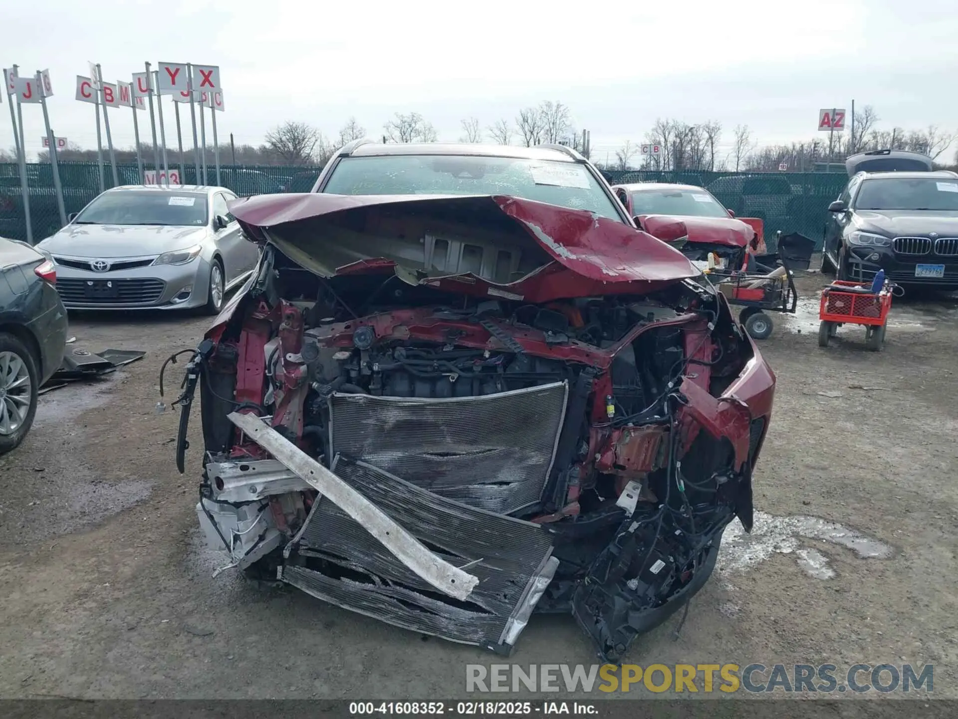12 Photograph of a damaged car 4T3RWRFV1NU059879 TOYOTA RAV4 HYBRID 2022