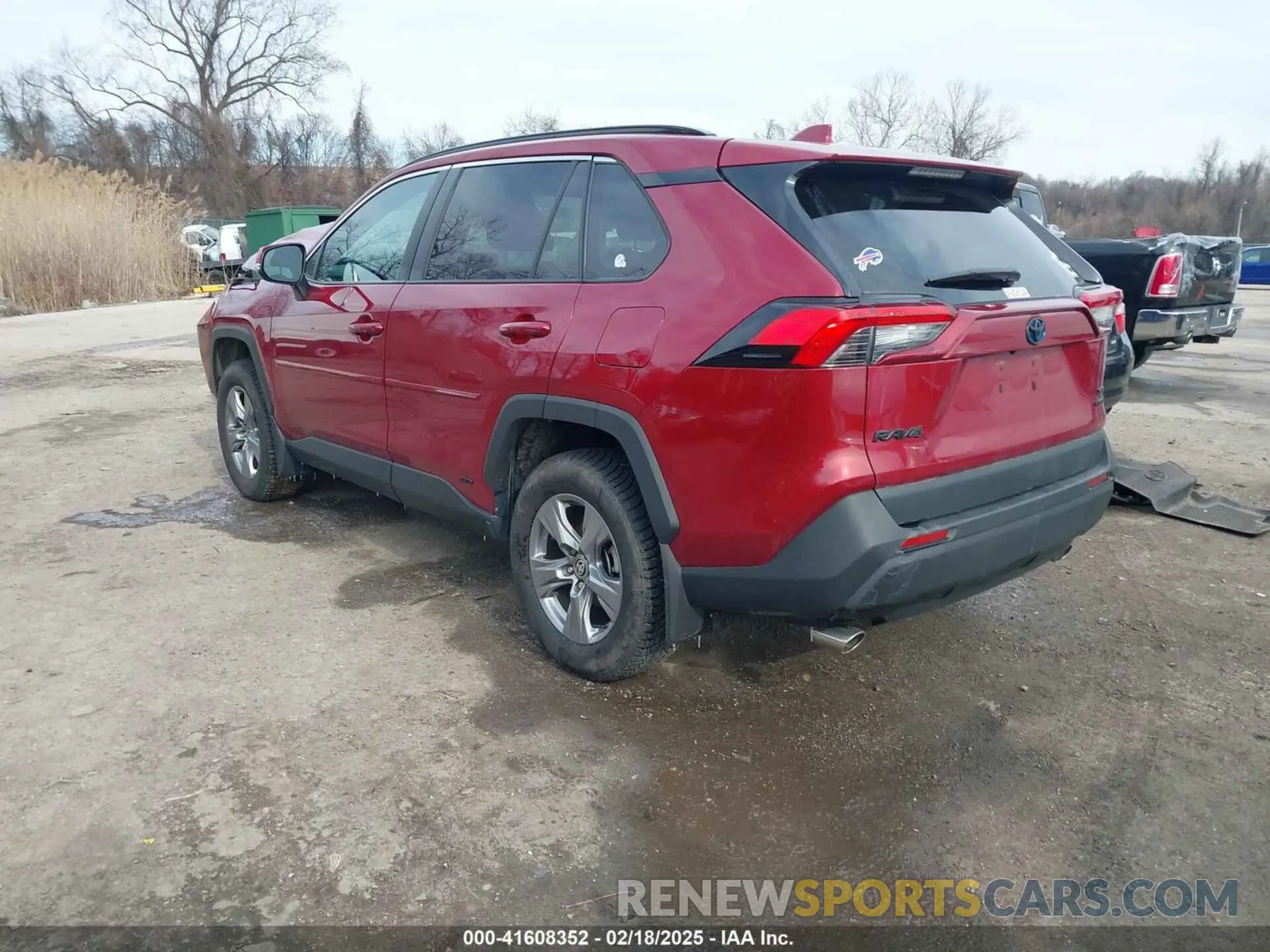 3 Photograph of a damaged car 4T3RWRFV1NU059879 TOYOTA RAV4 HYBRID 2022