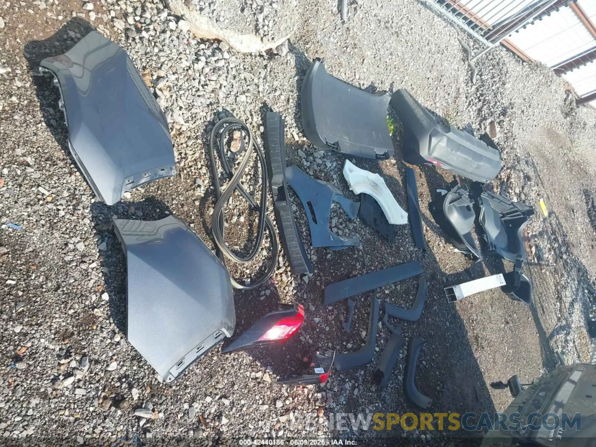 12 Фотография поврежденного автомобиля 4T3RWRFV2NU050687 TOYOTA RAV4 HYBRID 2022