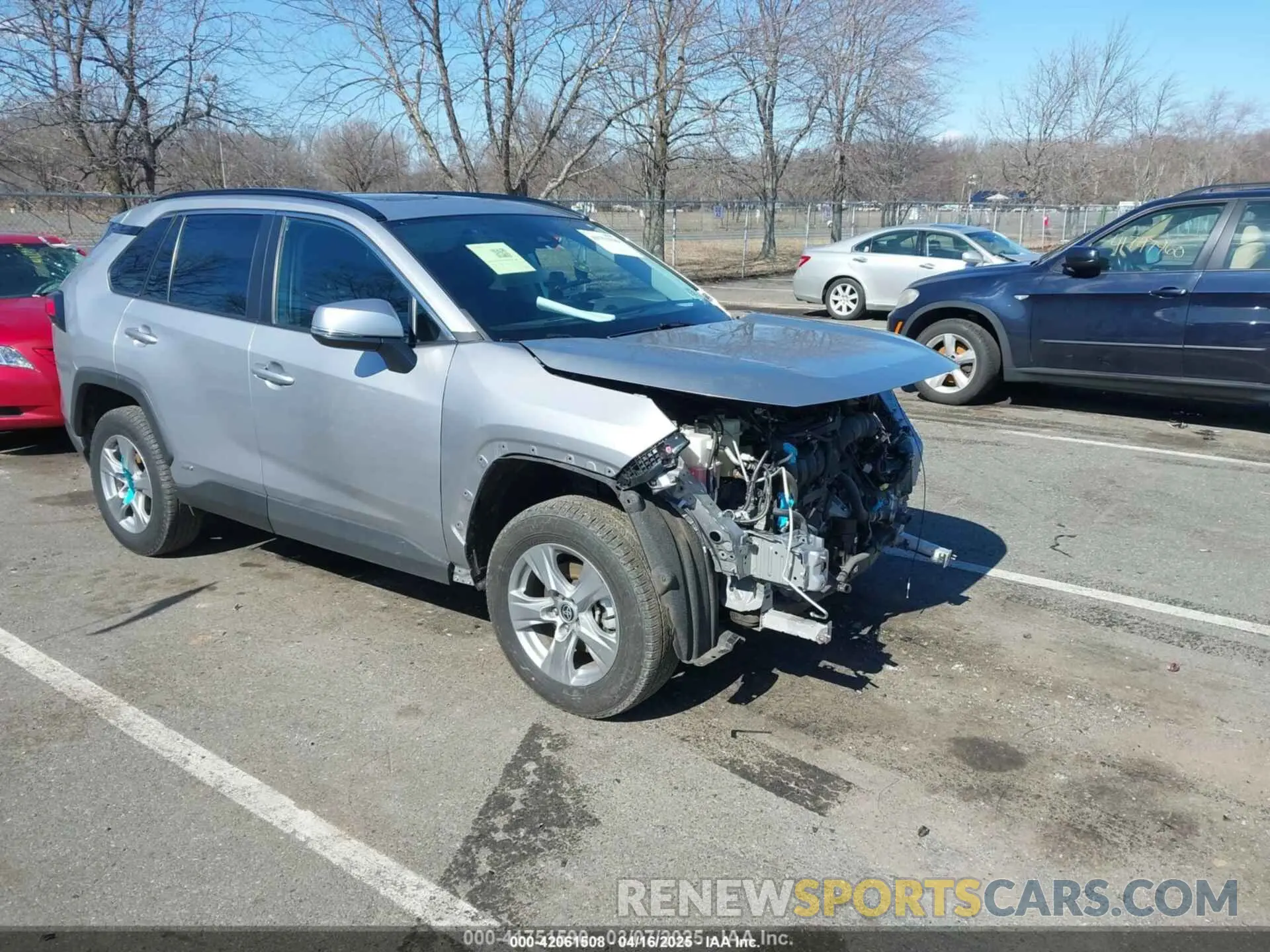 1 Photograph of a damaged car 4T3RWRFV2NU050785 TOYOTA RAV4 HYBRID 2022