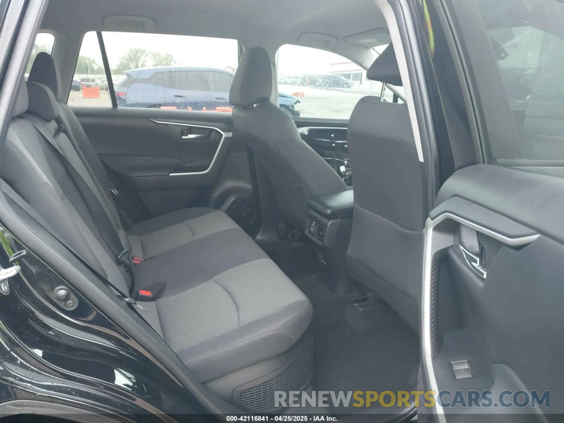 8 Фотография поврежденного автомобиля 4T3RWRFV2NU068025 TOYOTA RAV4 HYBRID 2022