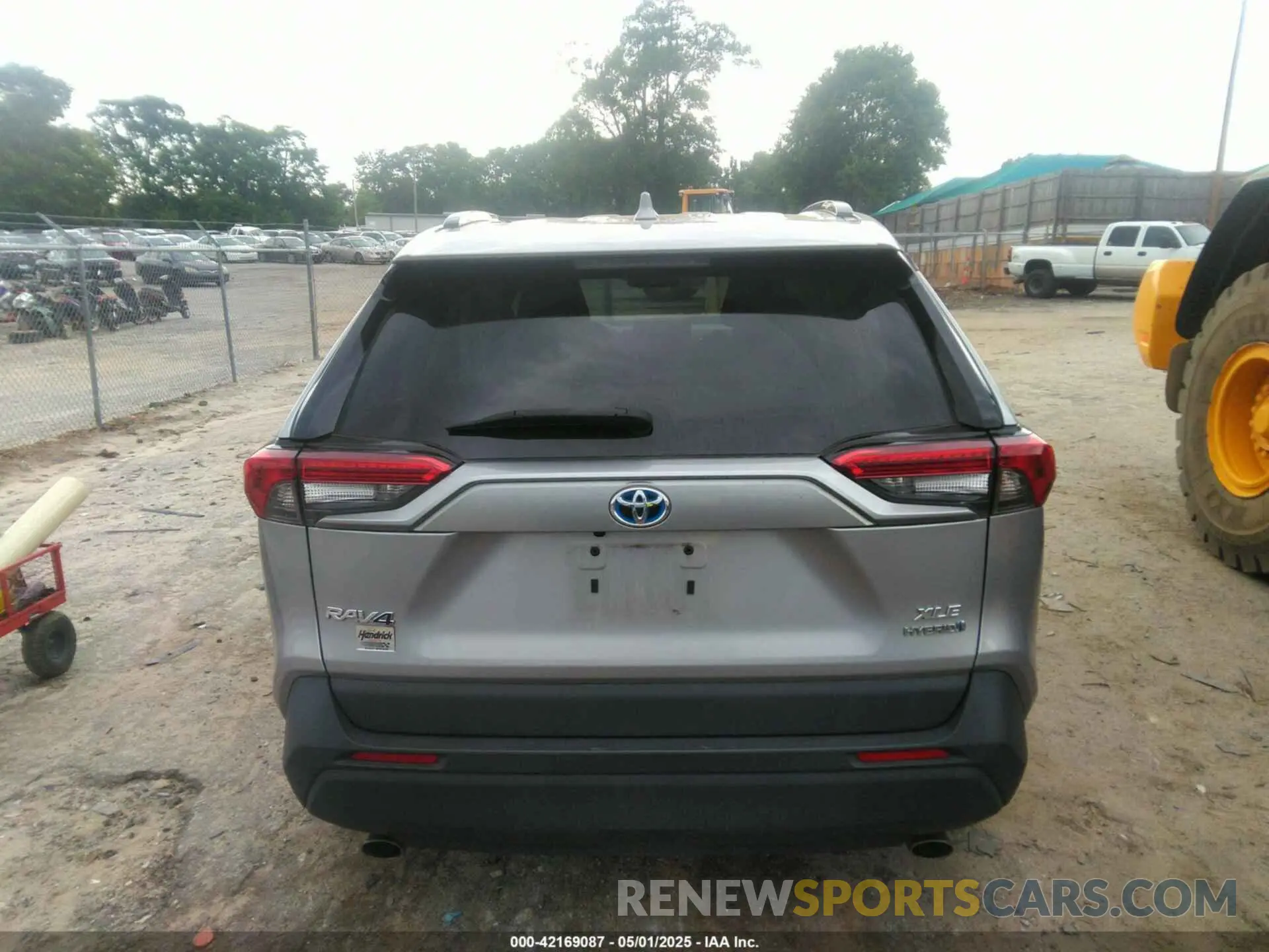 16 Photograph of a damaged car 4T3RWRFV3NU050617 TOYOTA RAV4 HYBRID 2022