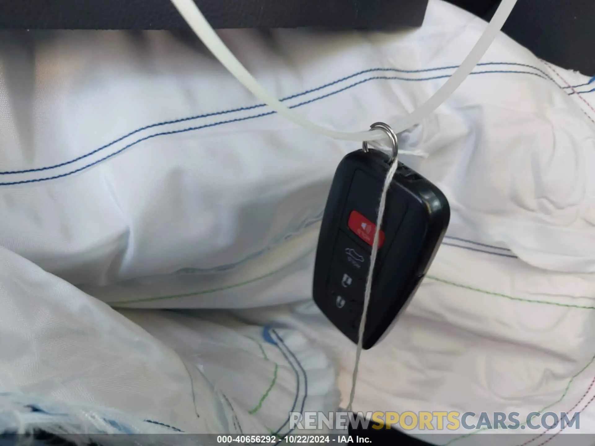 11 Photograph of a damaged car 4T3RWRFV3NU056658 TOYOTA RAV4 HYBRID 2022