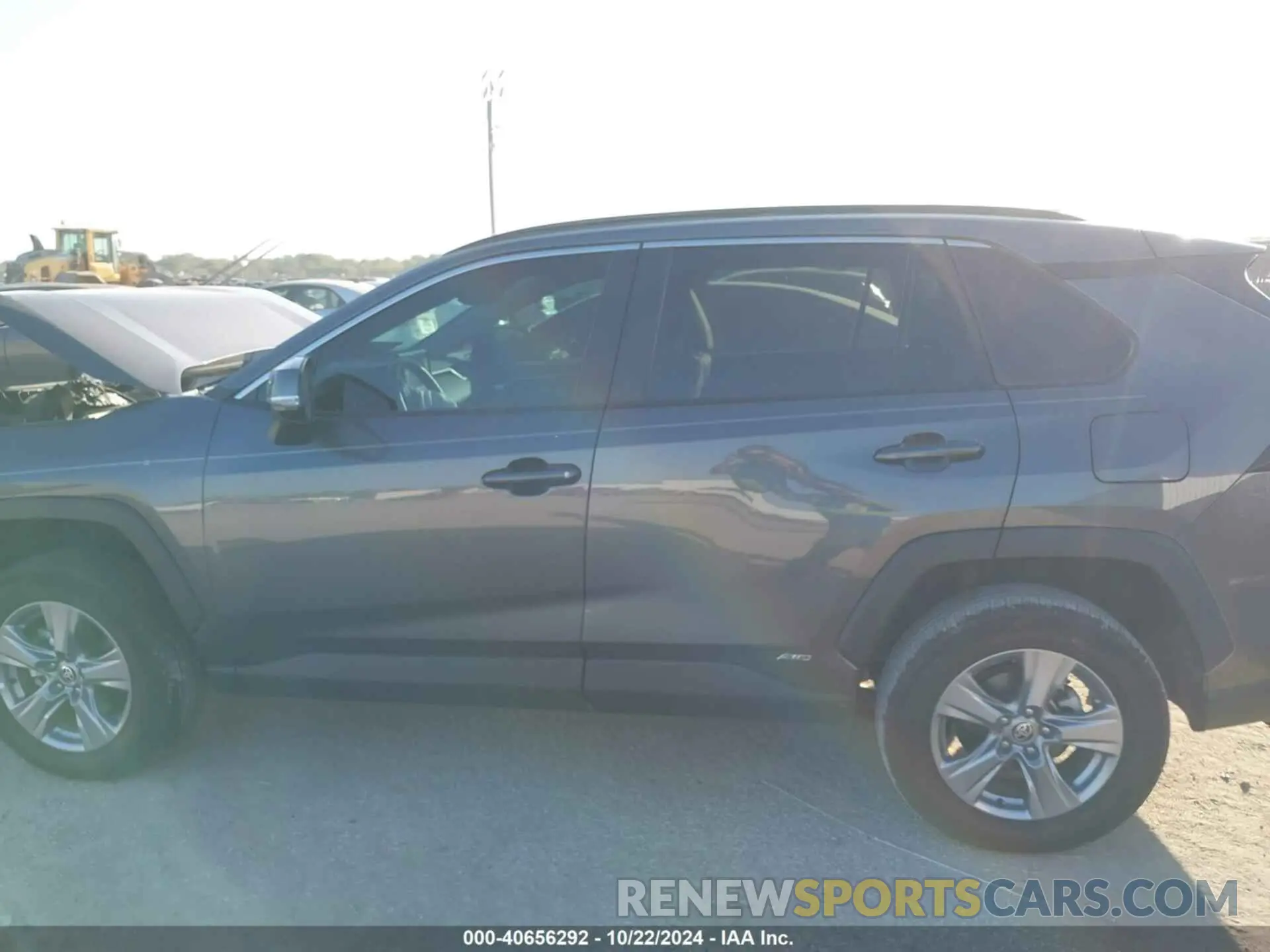 14 Photograph of a damaged car 4T3RWRFV3NU056658 TOYOTA RAV4 HYBRID 2022